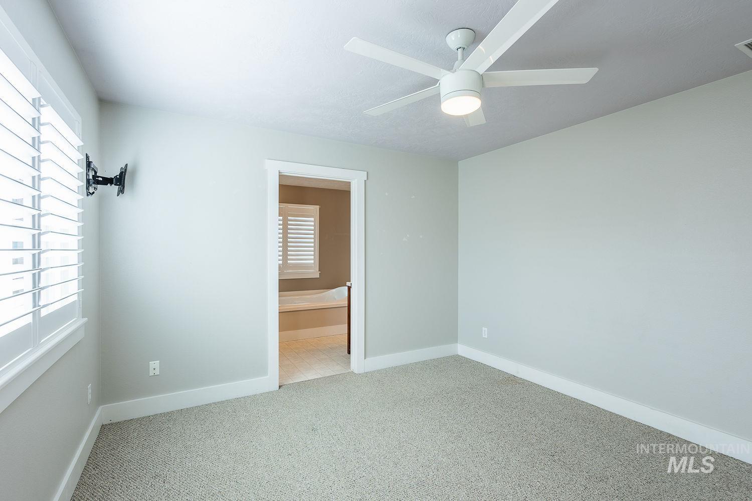 property viewer photo 13