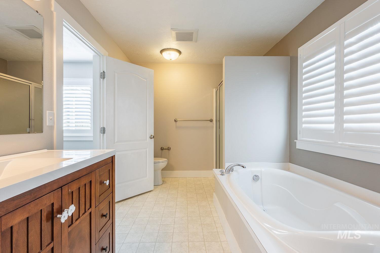property viewer photo 17
