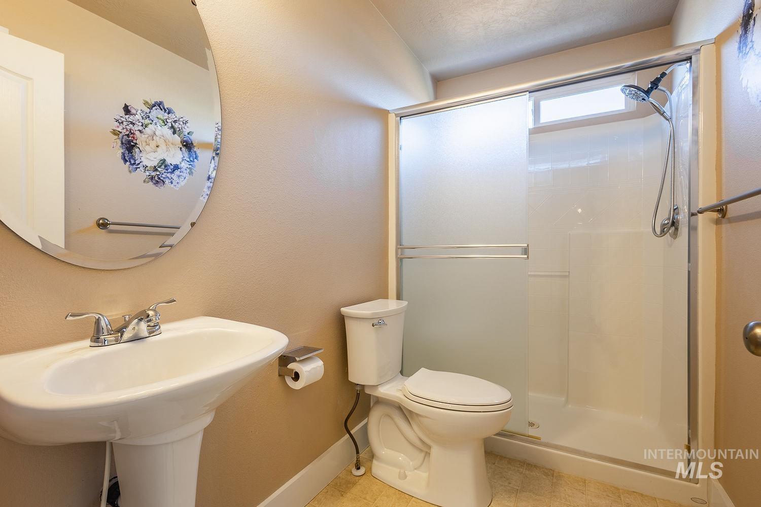 property viewer photo 23