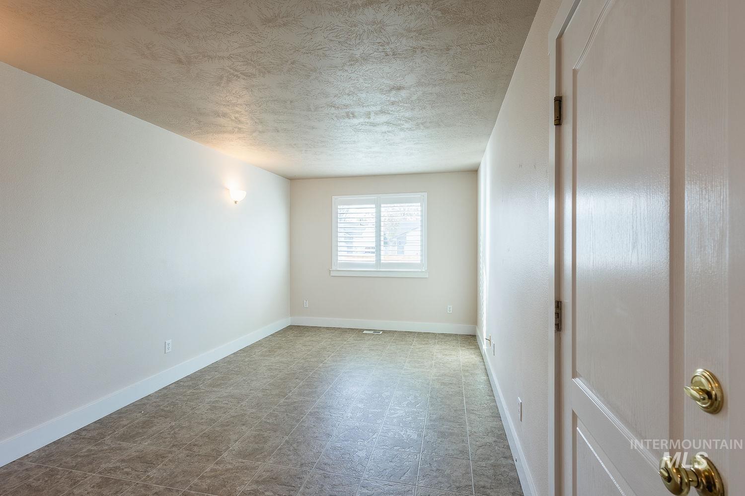 property viewer photo 29