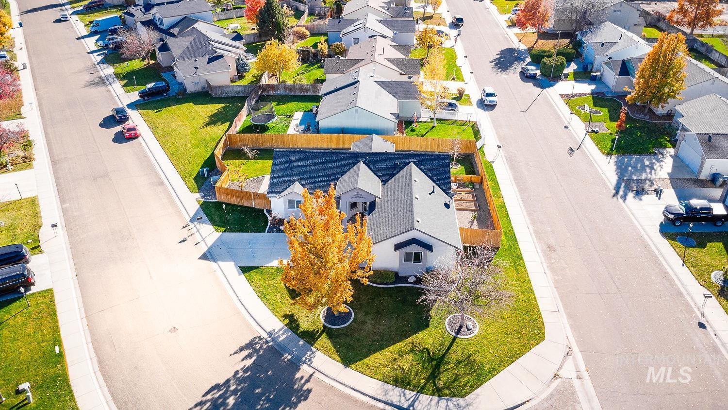 property viewer photo 4