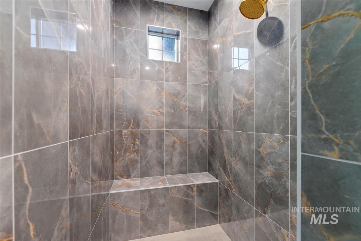 property viewer photo 29