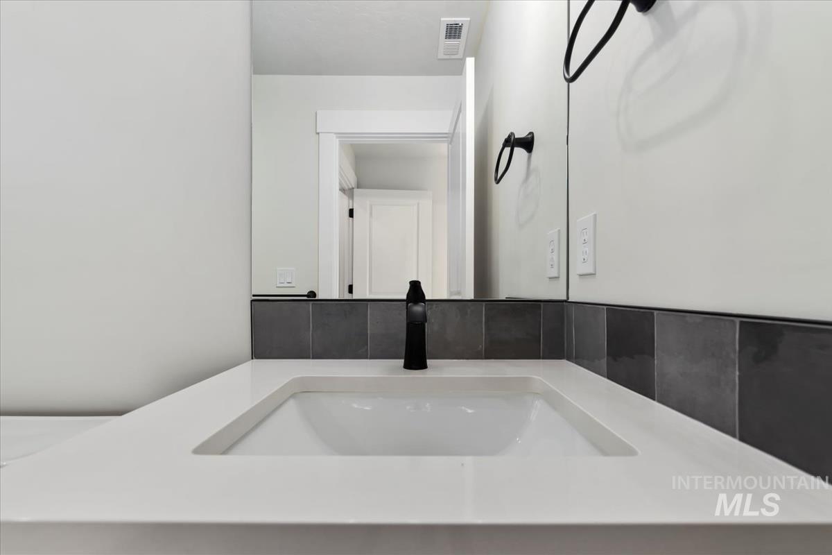 property viewer photo 34