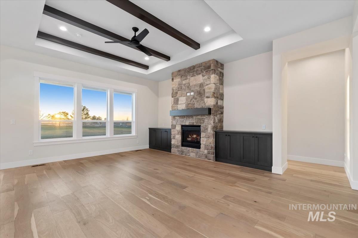property viewer photo 5