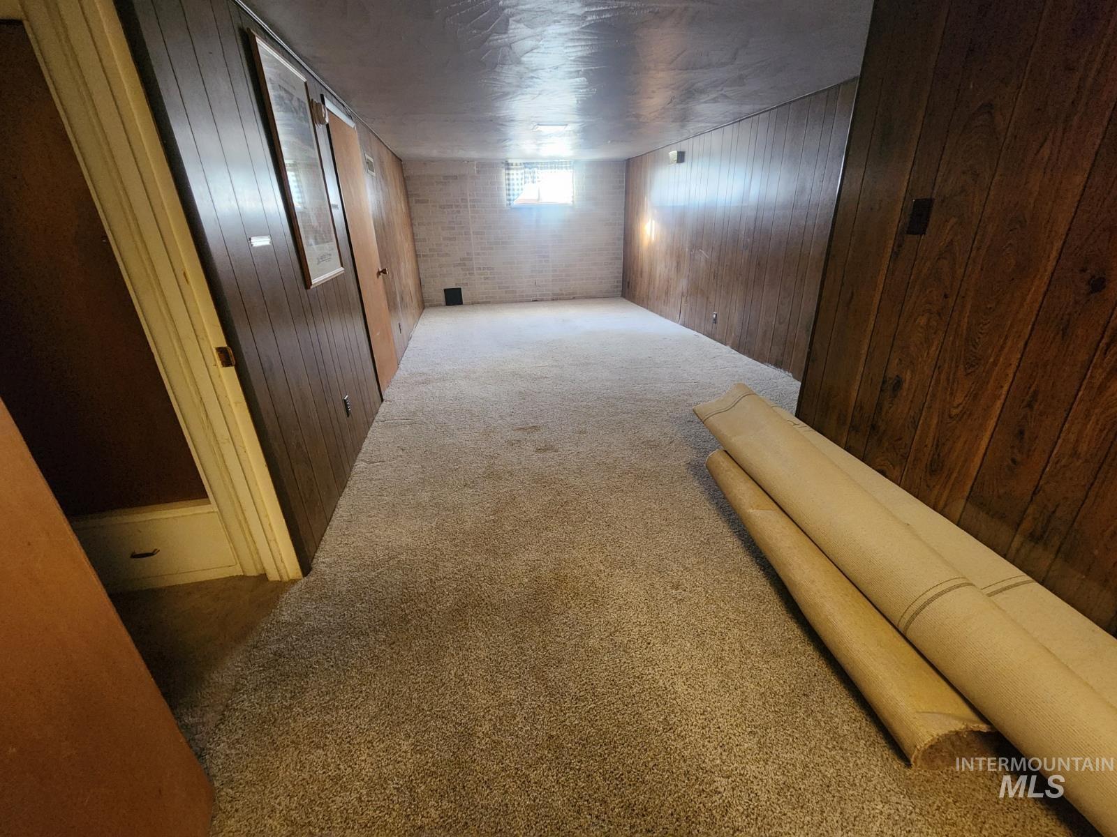 property viewer photo 9