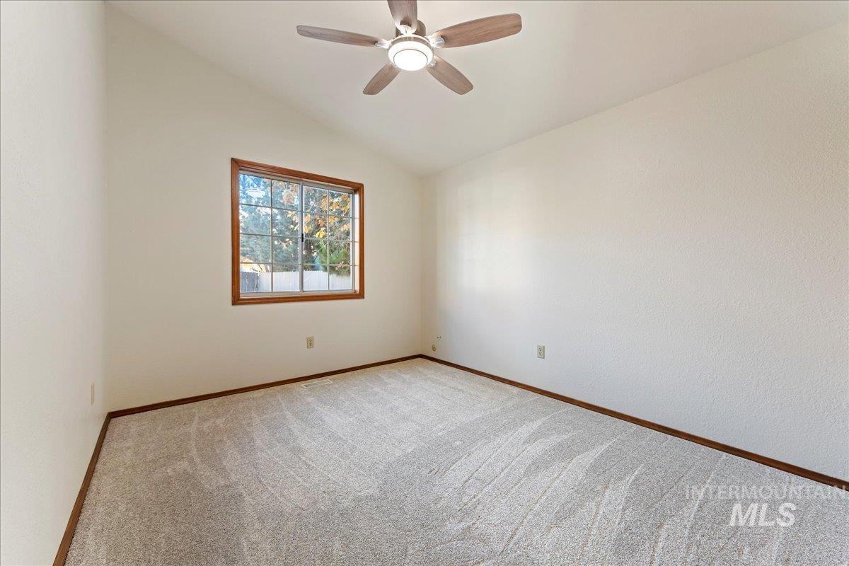 property viewer photo 10