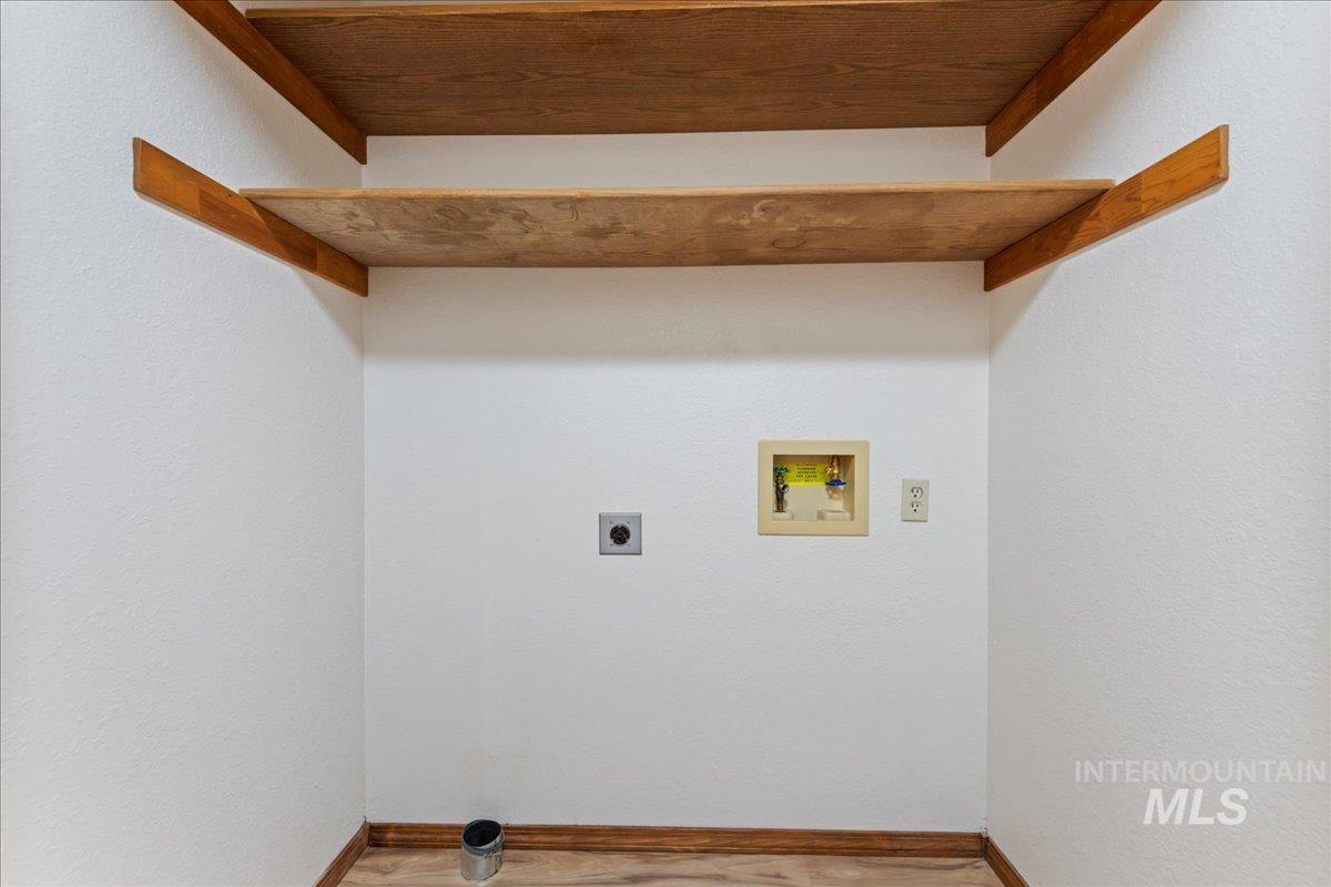 property viewer photo 16