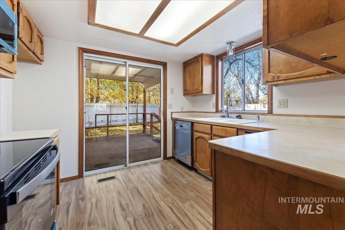 property viewer photo 6