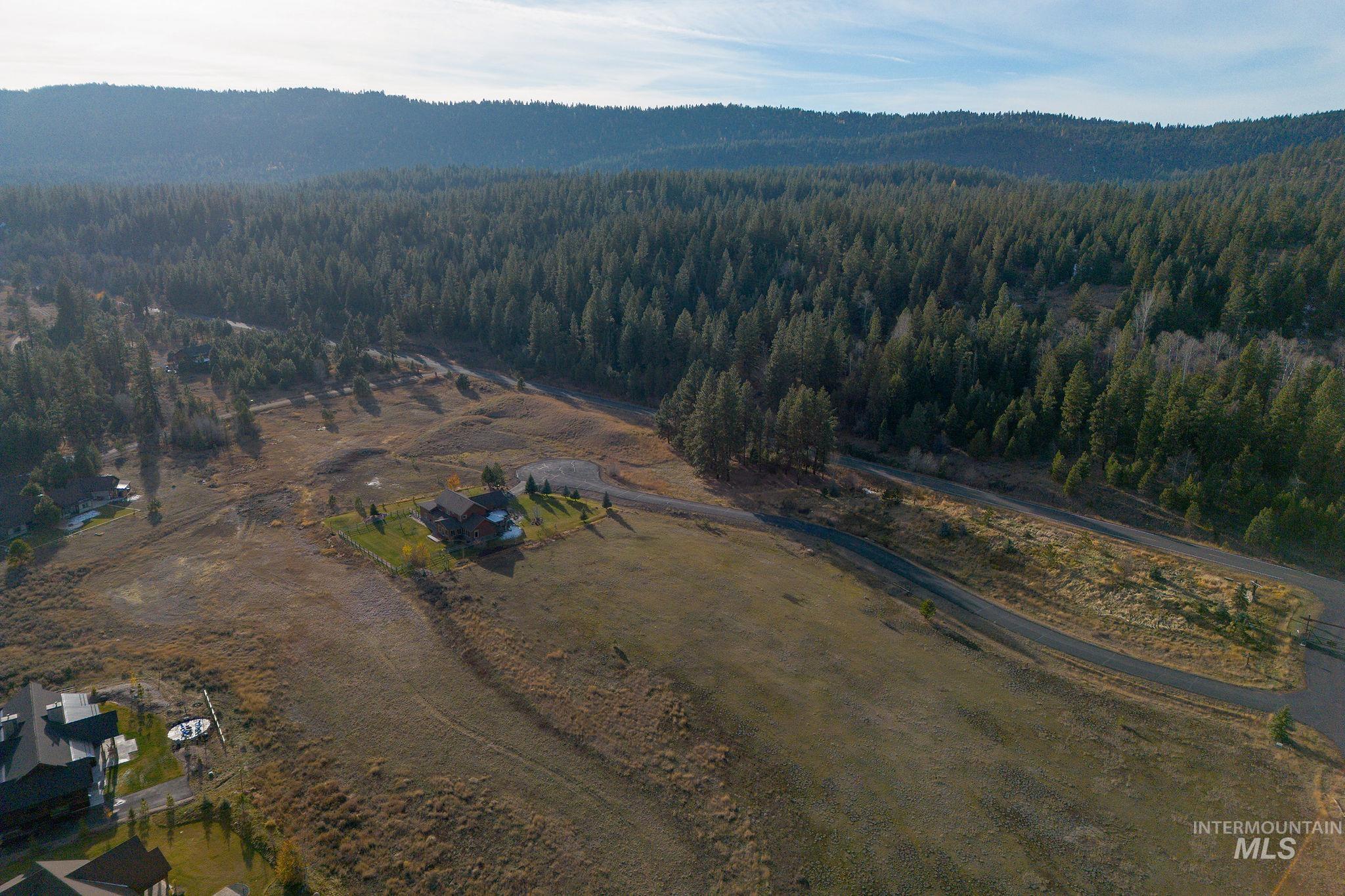 main property photo 16