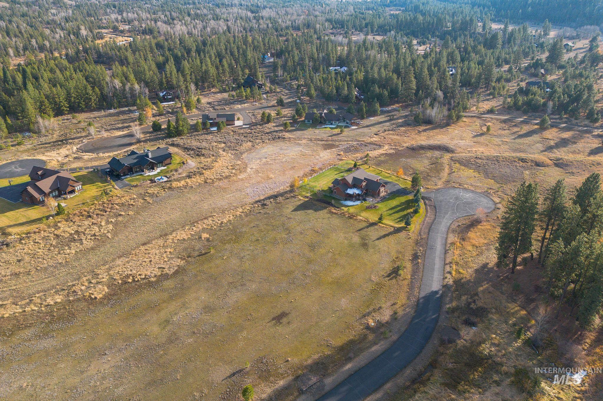 main property photo 18