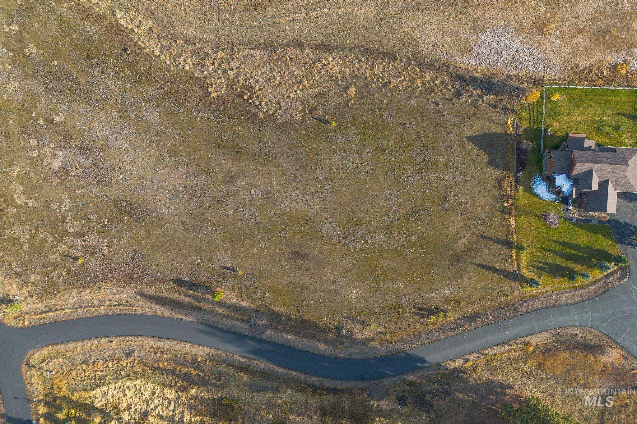 main property photo 19
