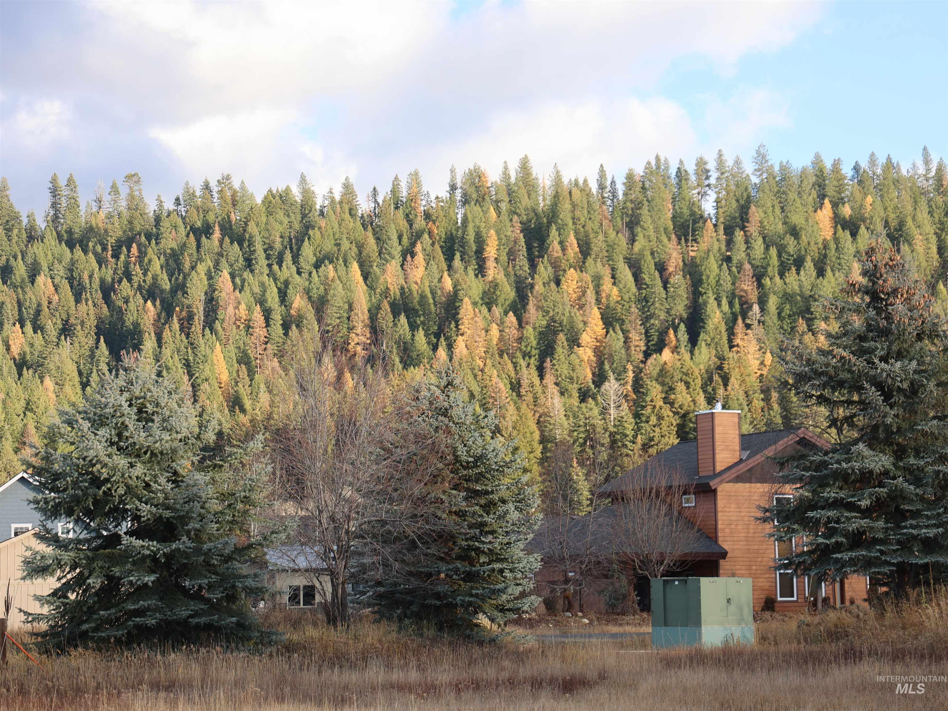 main property photo 19