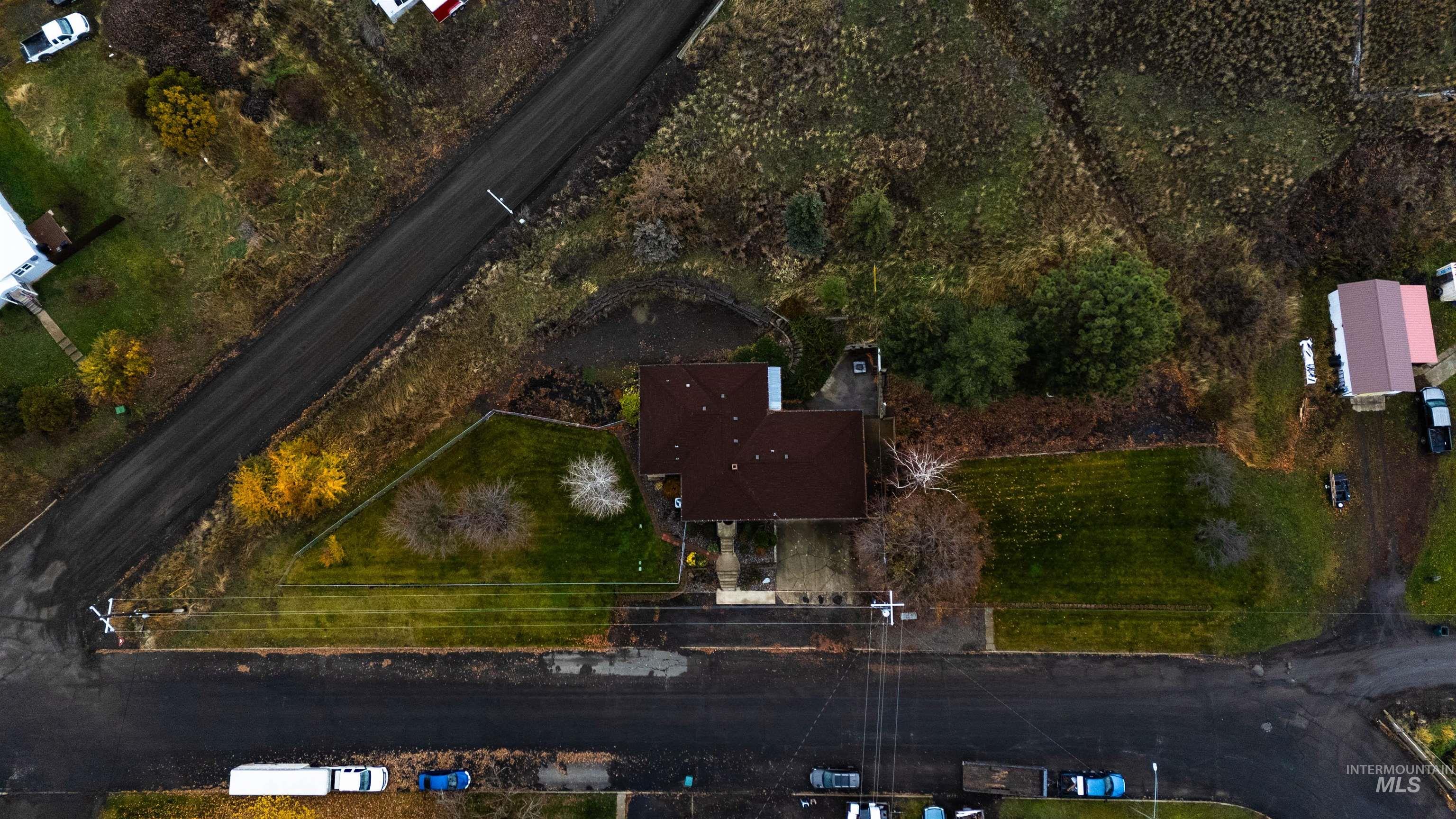 main property photo 39