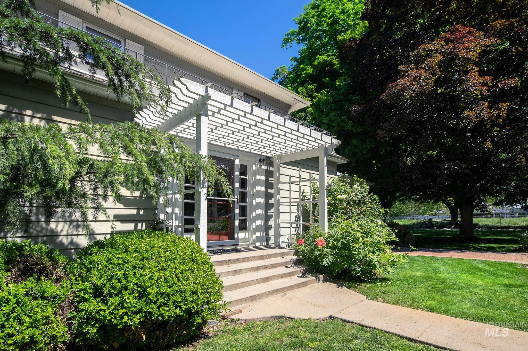 main property photo 42