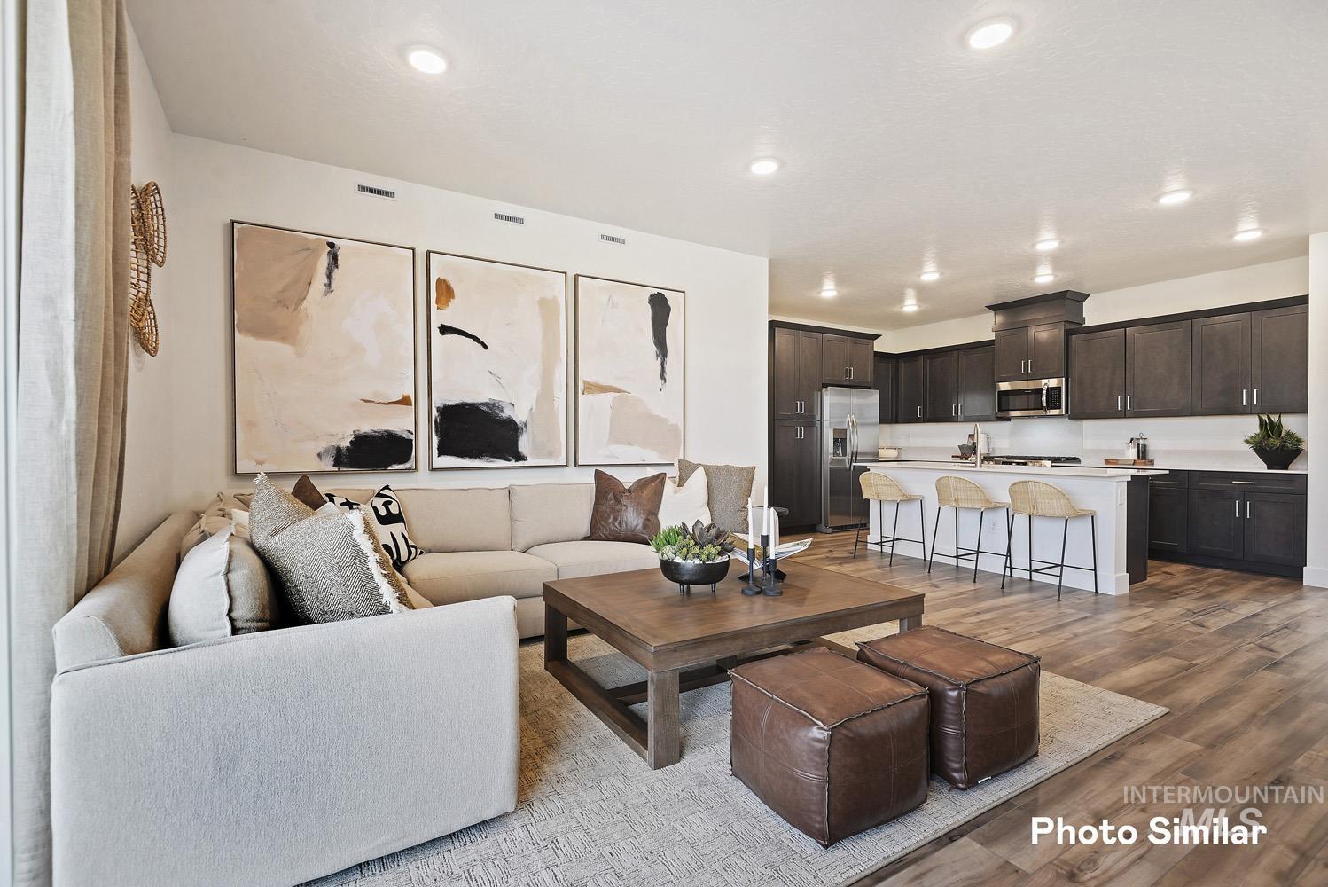 property viewer photo 5