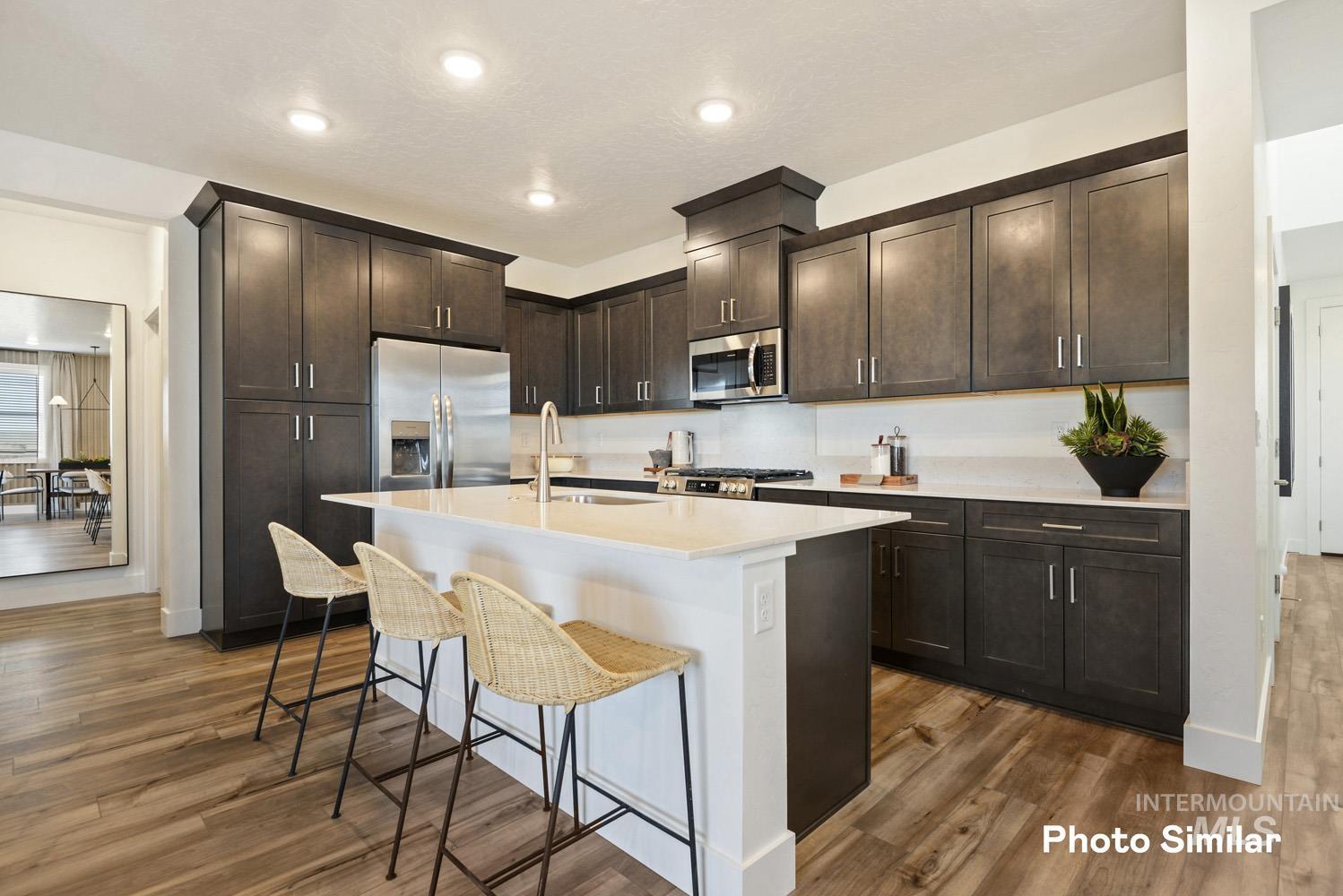 property viewer photo 7