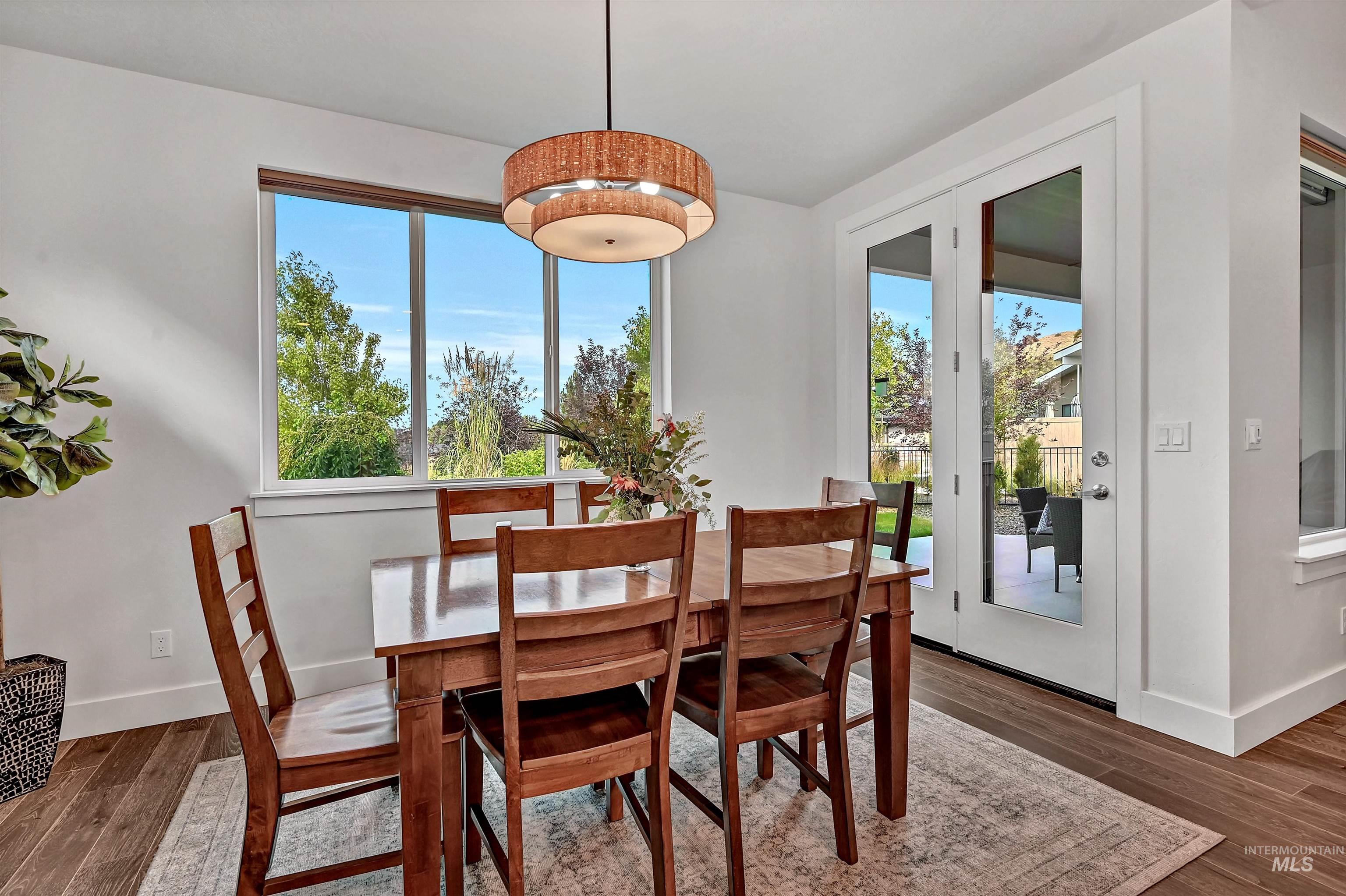 property viewer photo 12