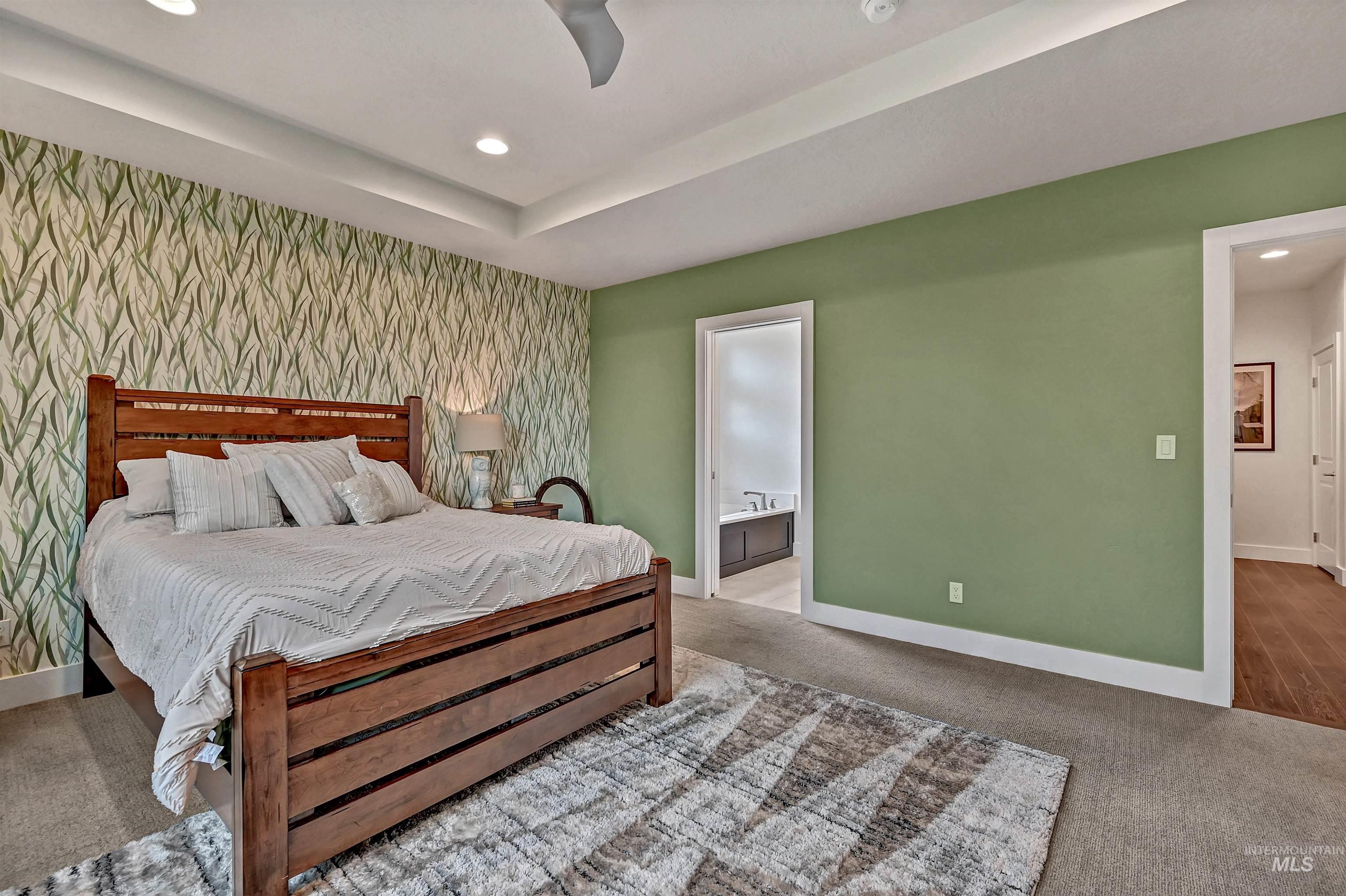 property viewer photo 15