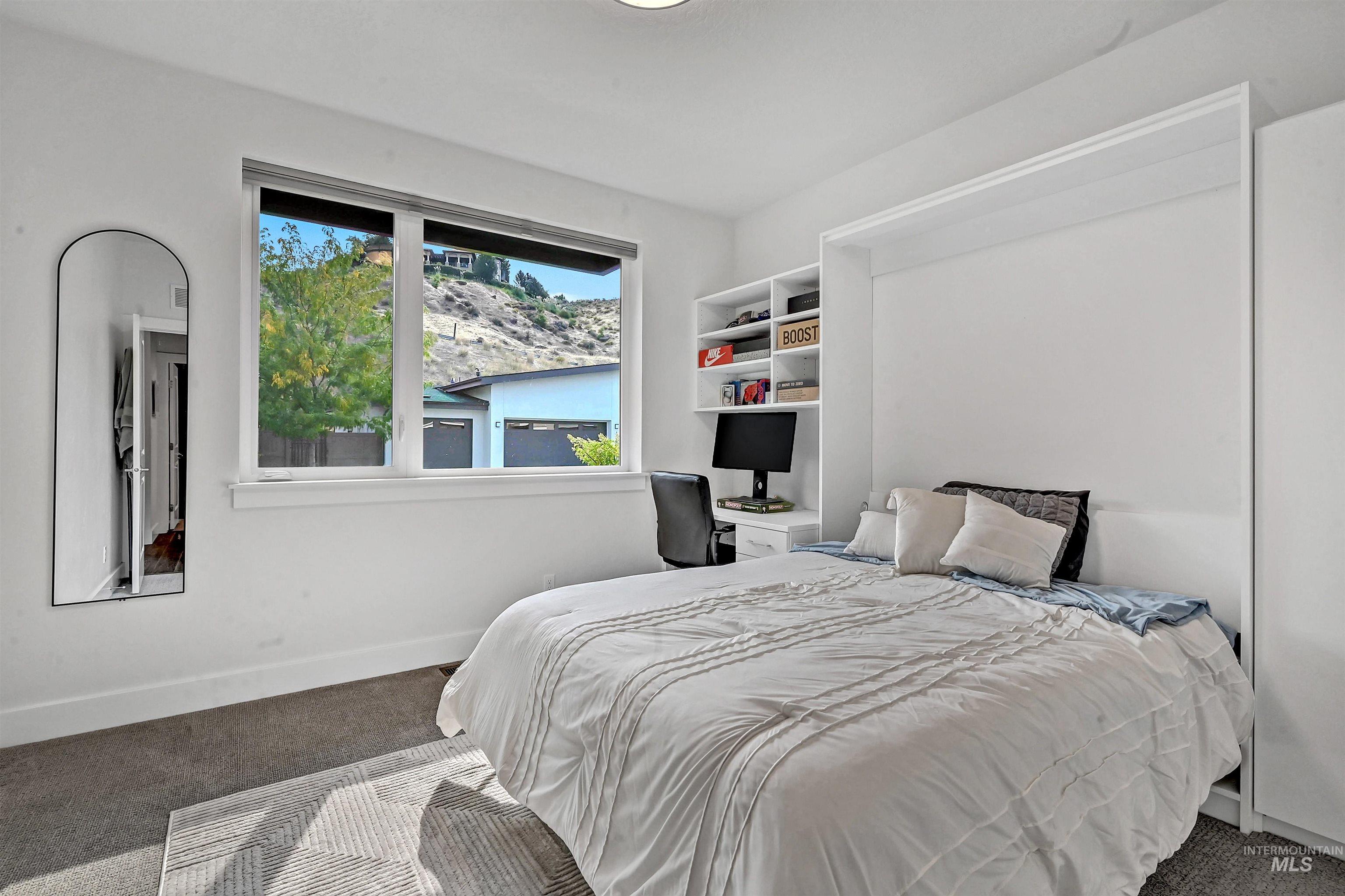 property viewer photo 18