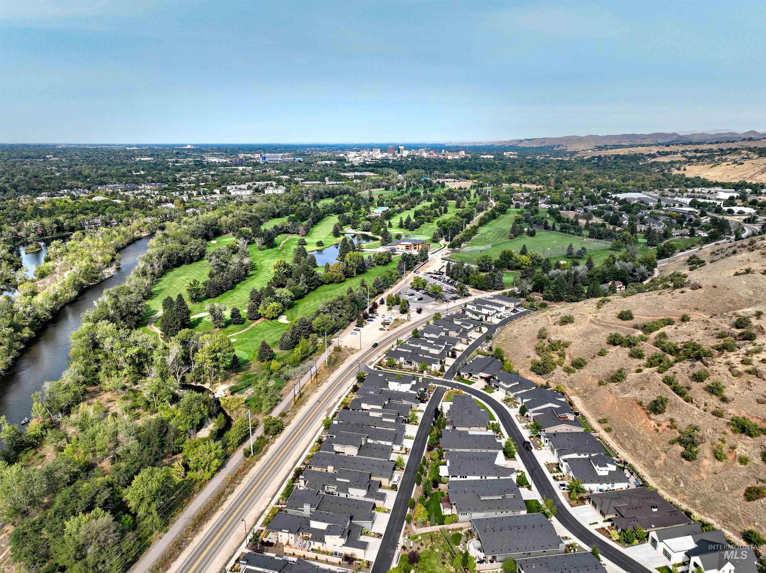 property viewer photo 3