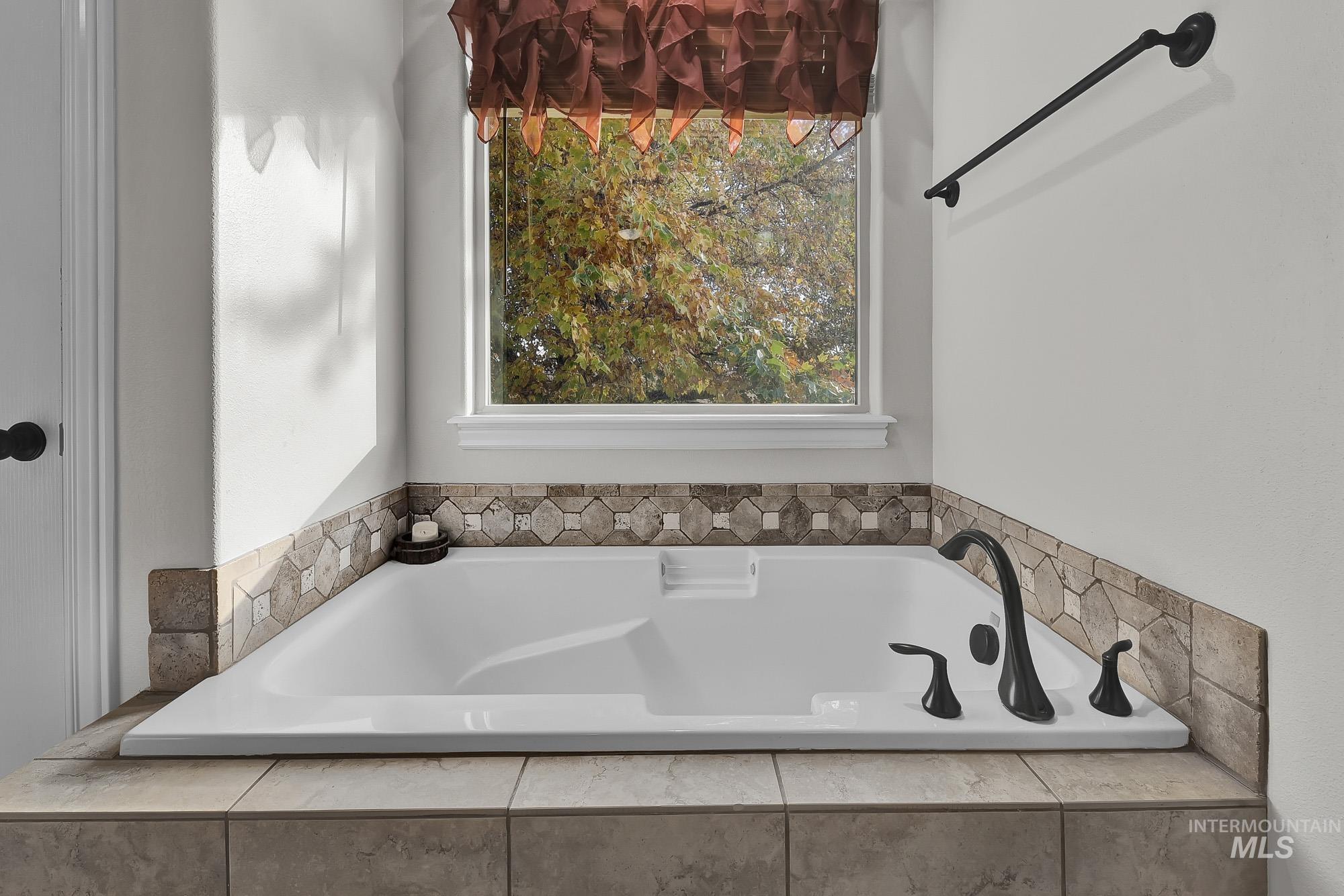 property viewer photo 26