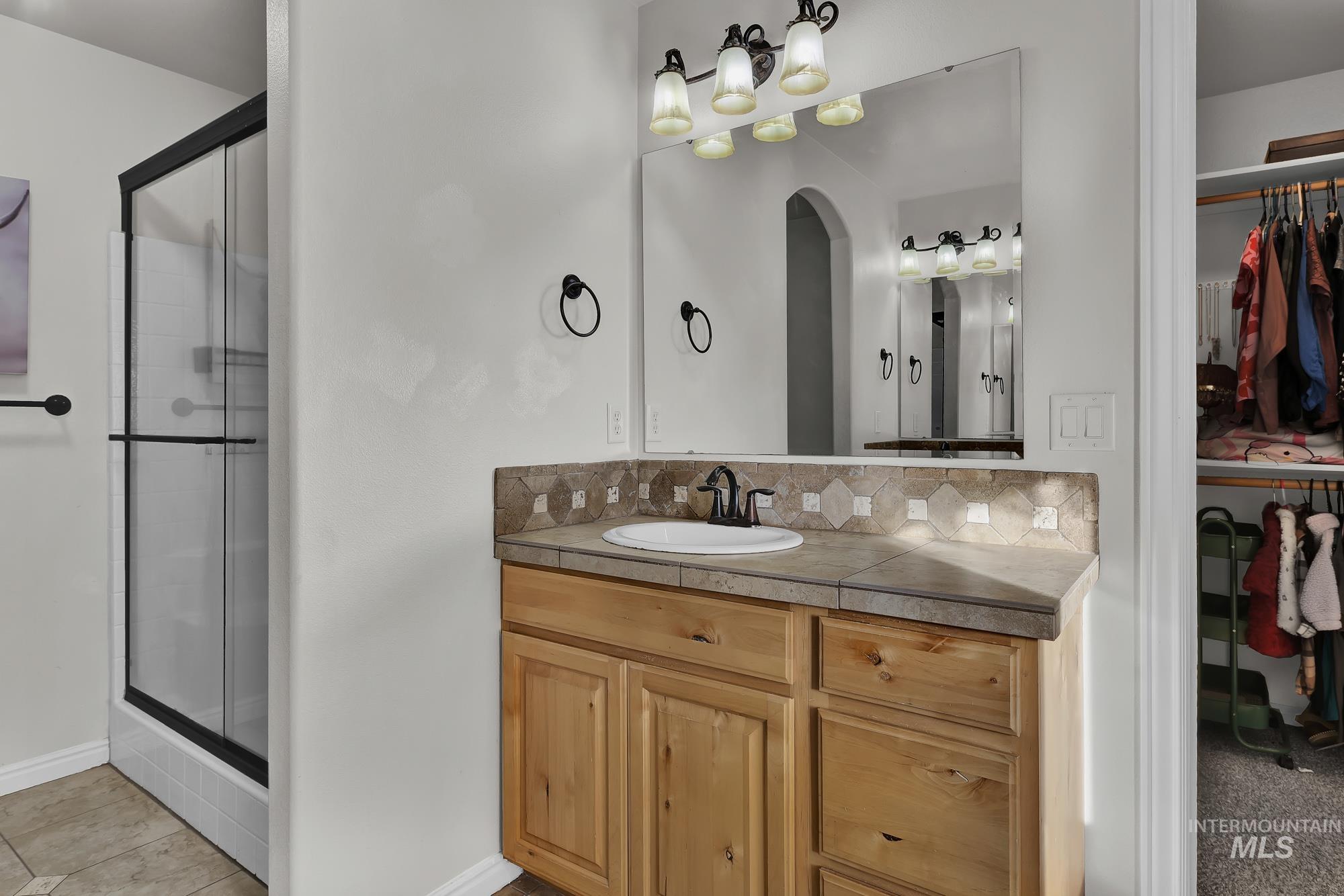 property viewer photo 27