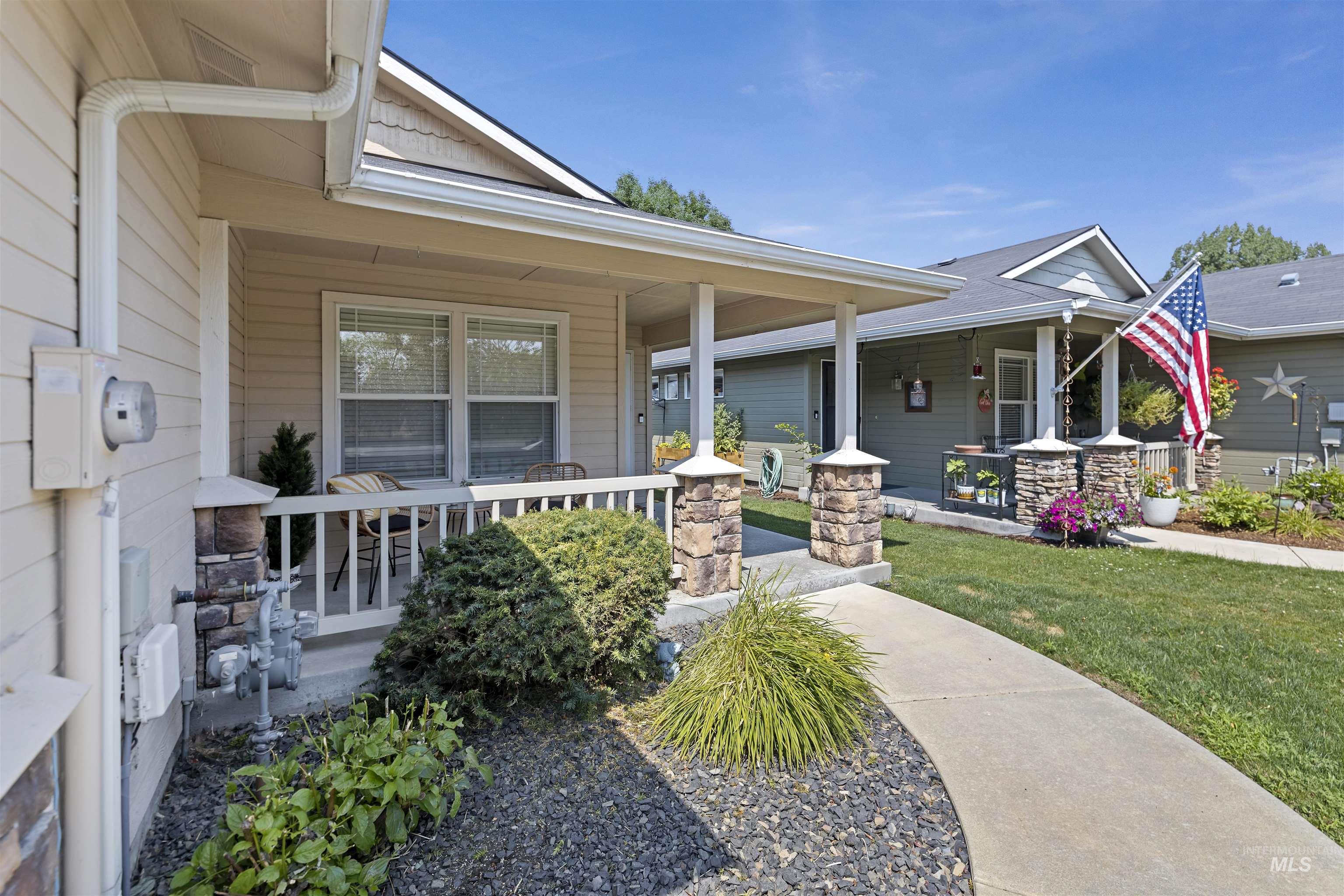 property viewer photo 1