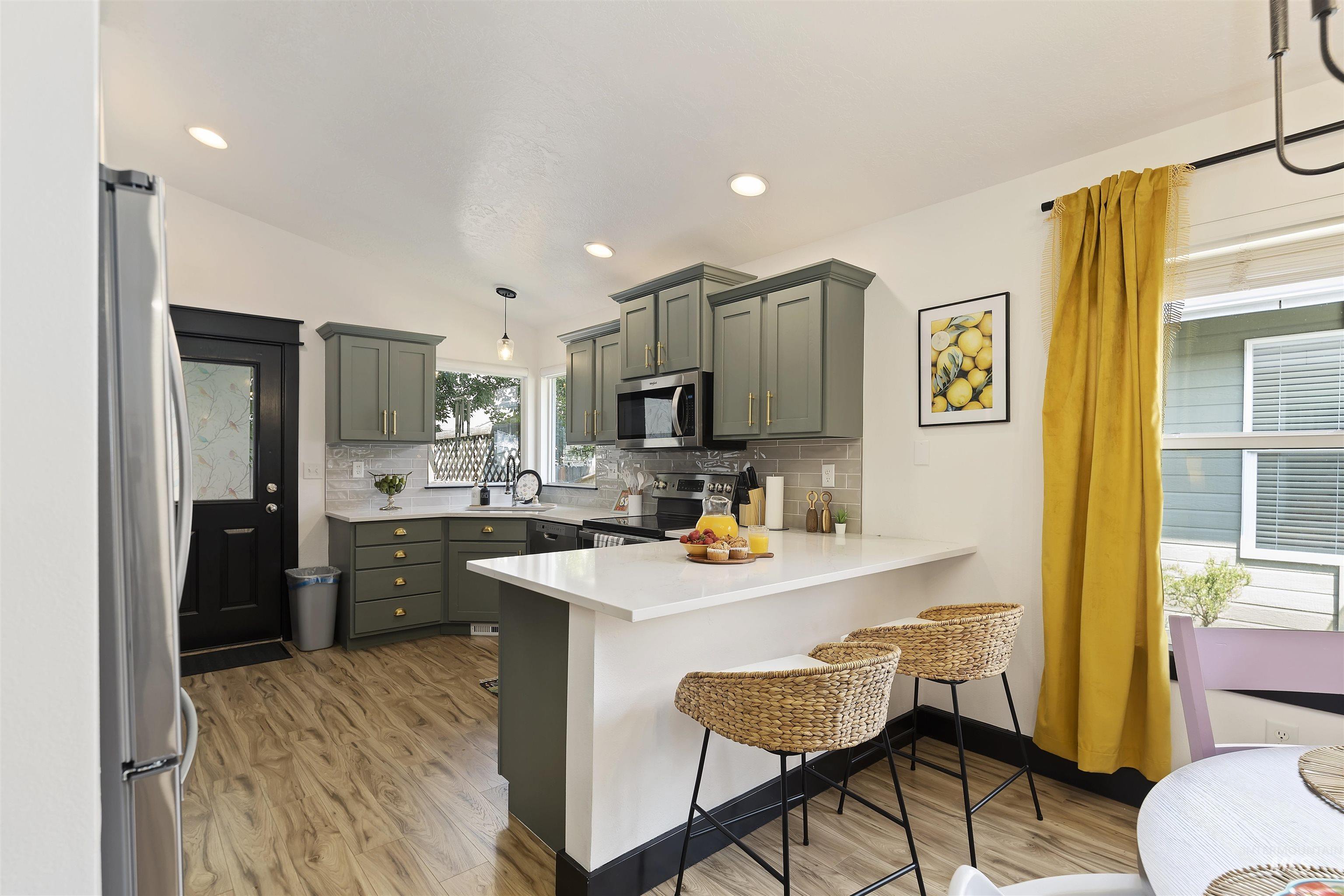 property viewer photo 11