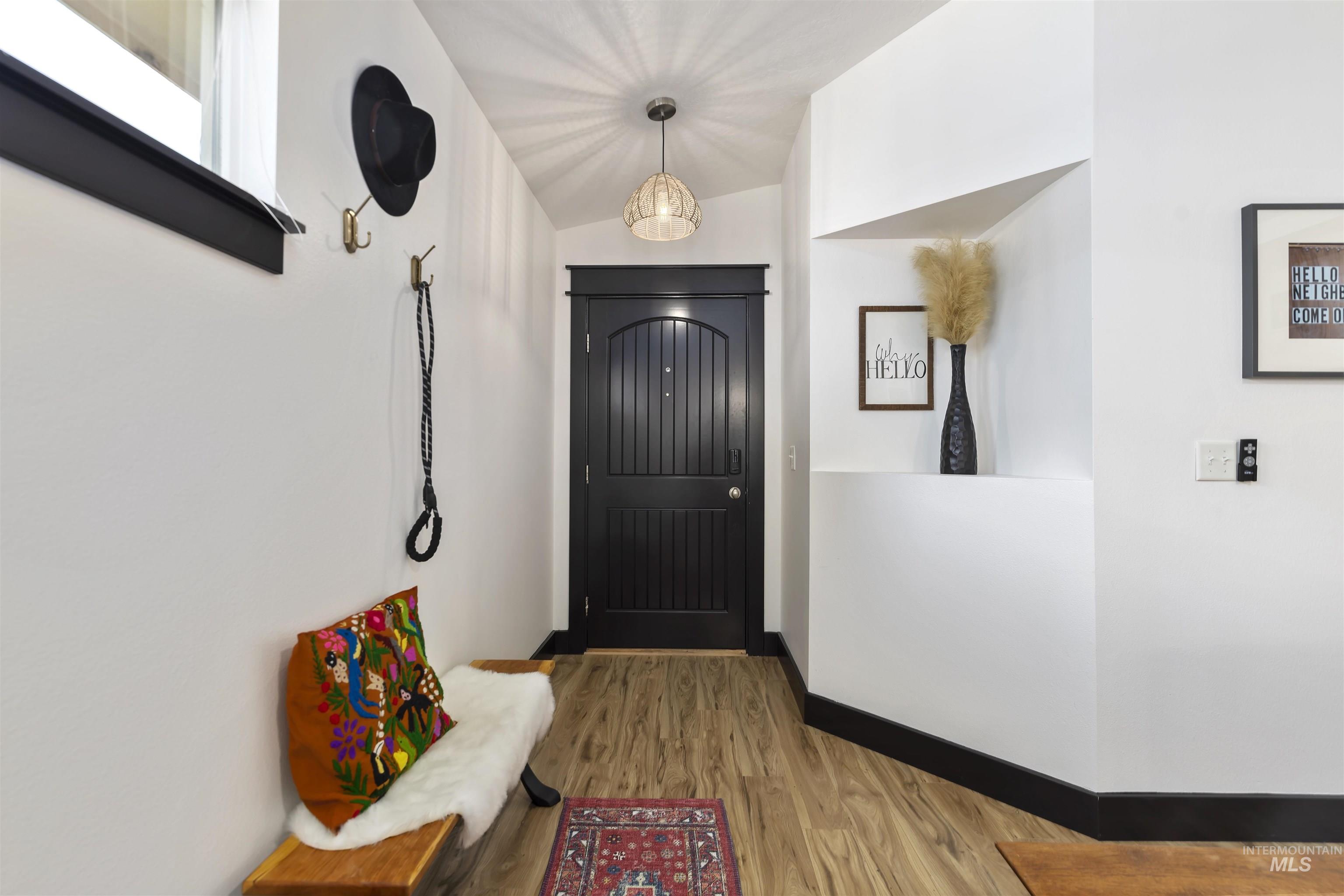 property viewer photo 3