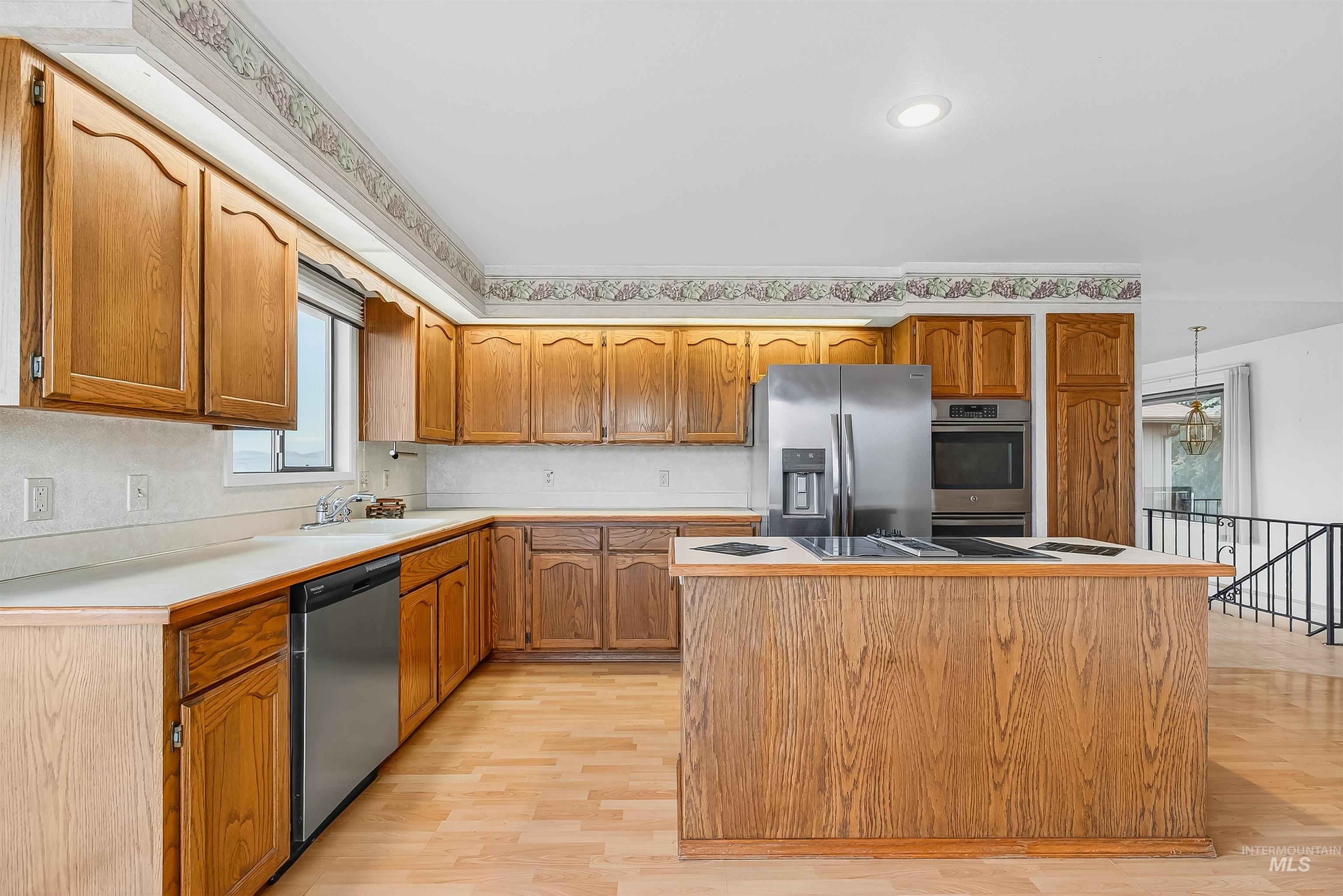 property viewer photo 15