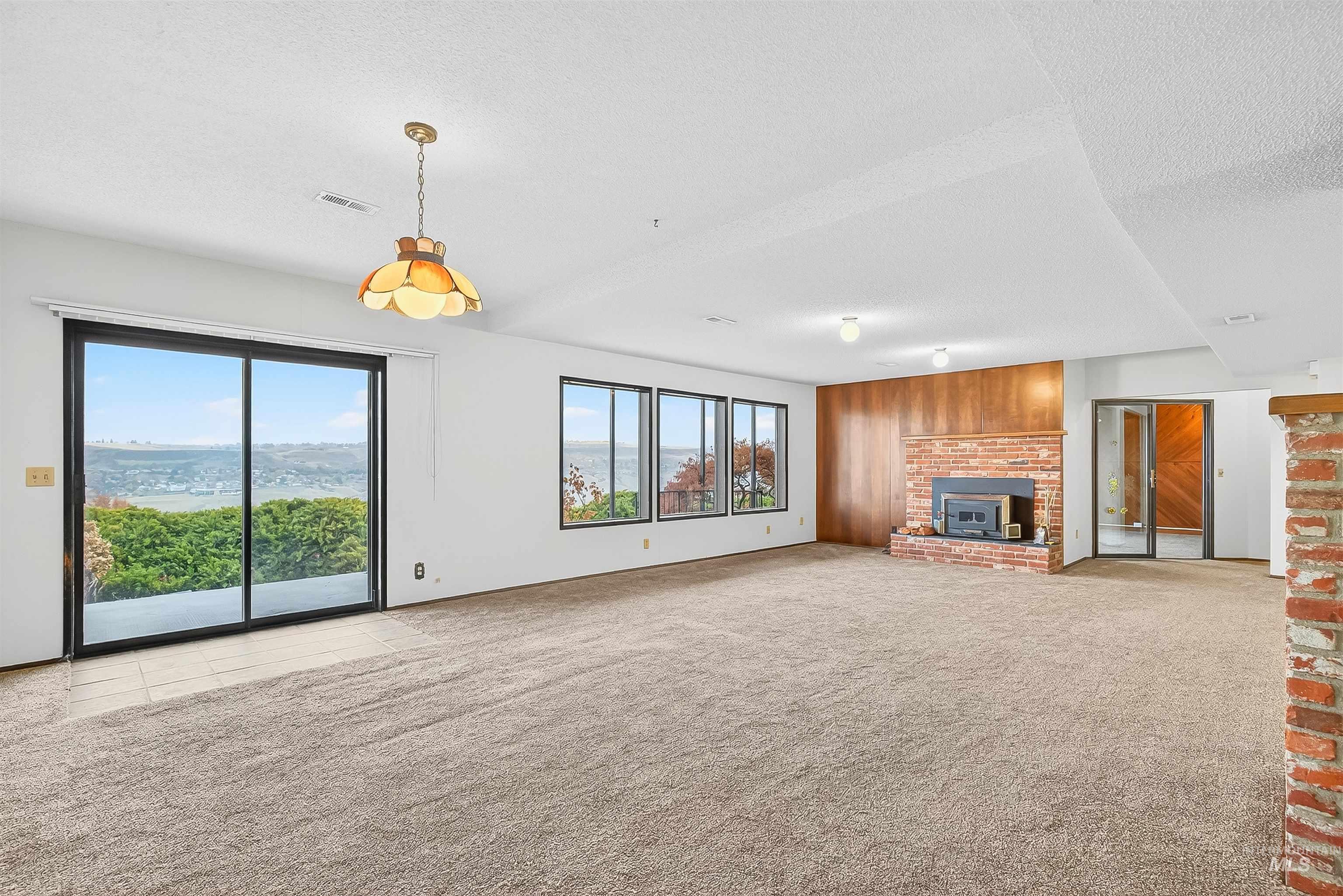 property viewer photo 30
