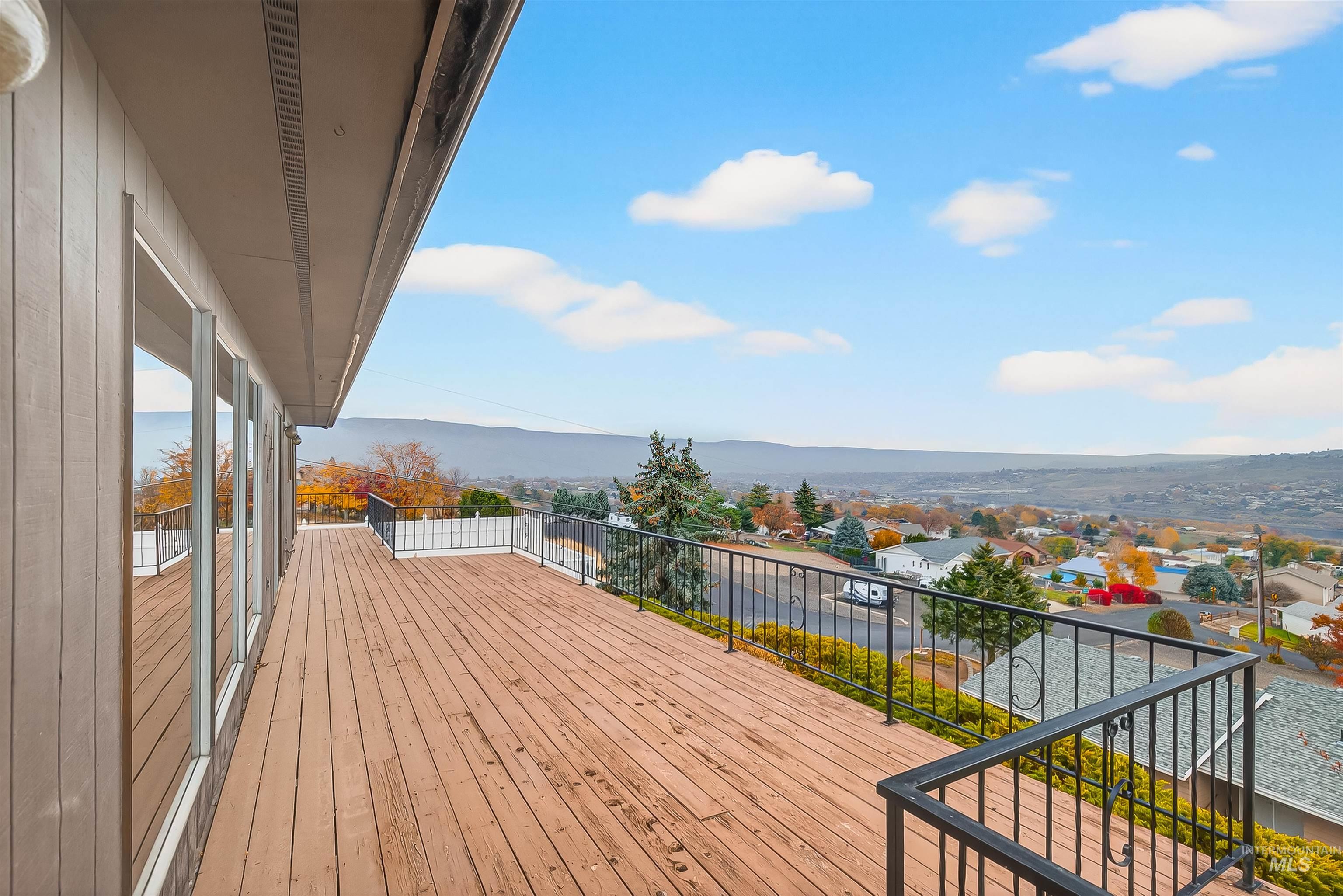 property viewer photo 40