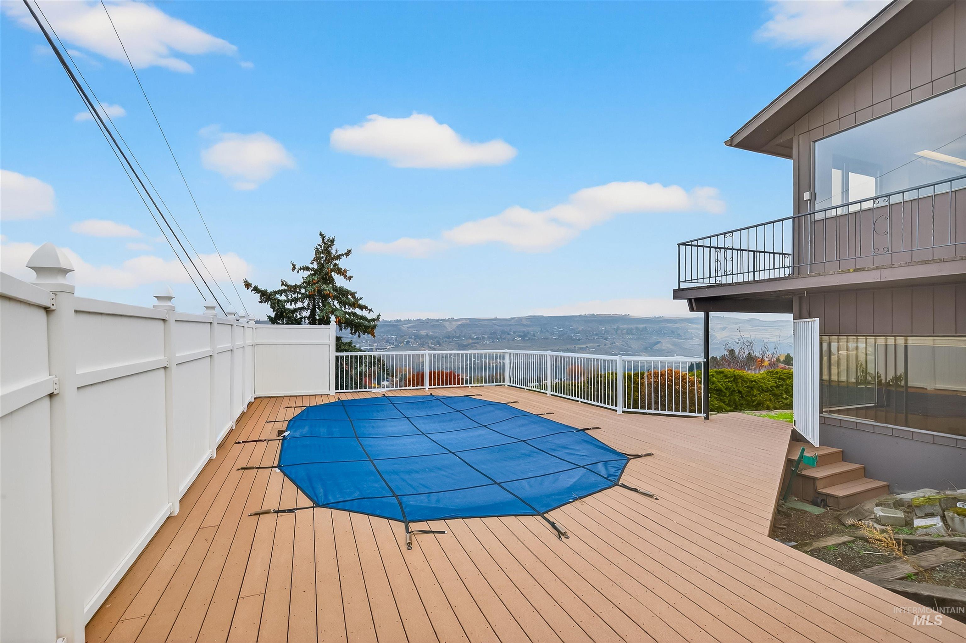 property viewer photo 46