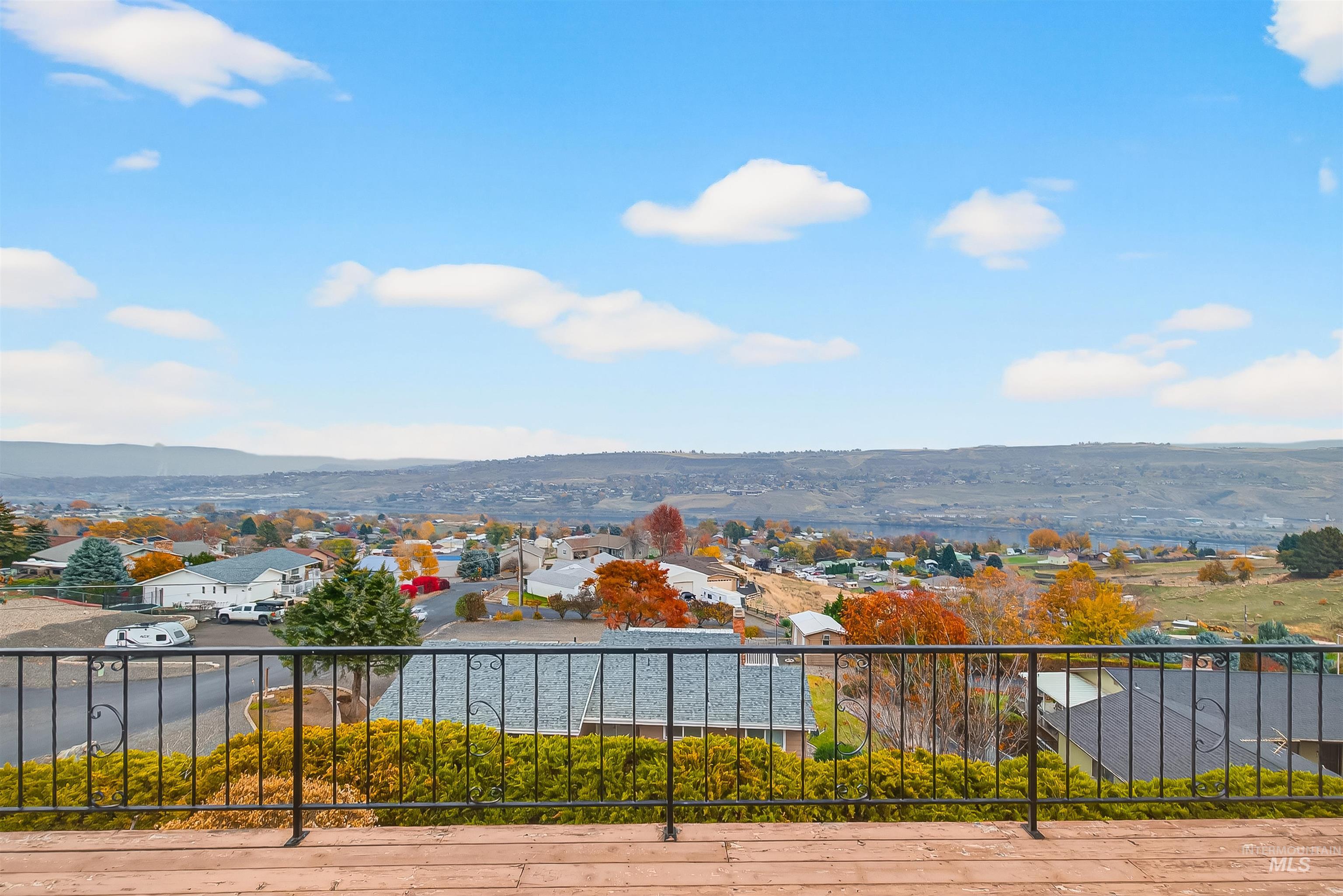 property viewer photo 5