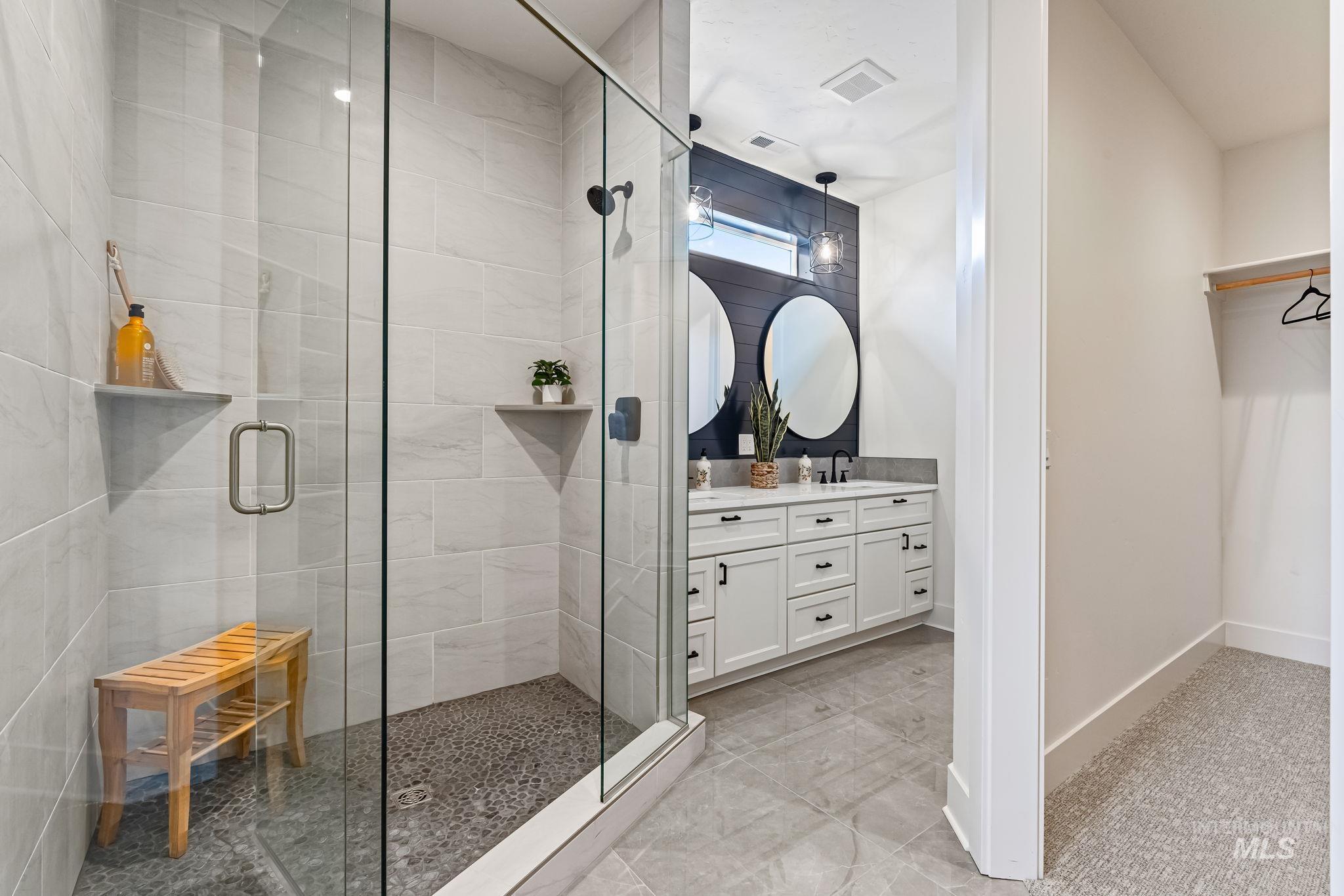 property viewer photo 21