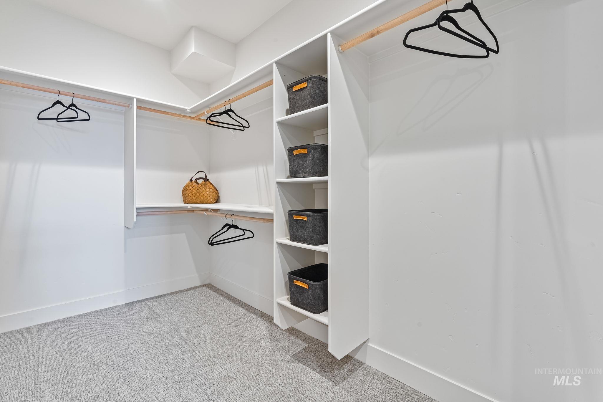 property viewer photo 23