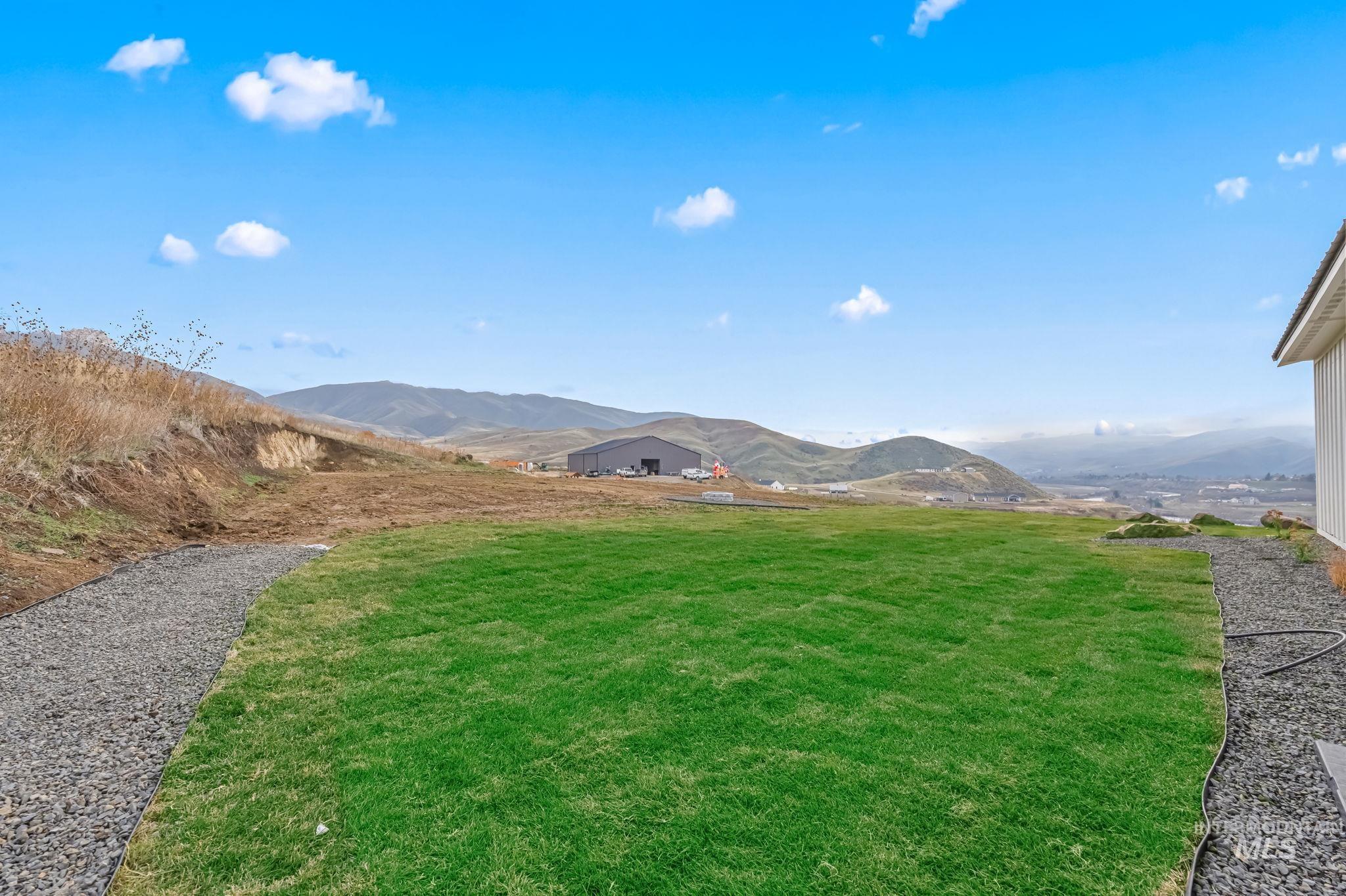 property viewer photo 36