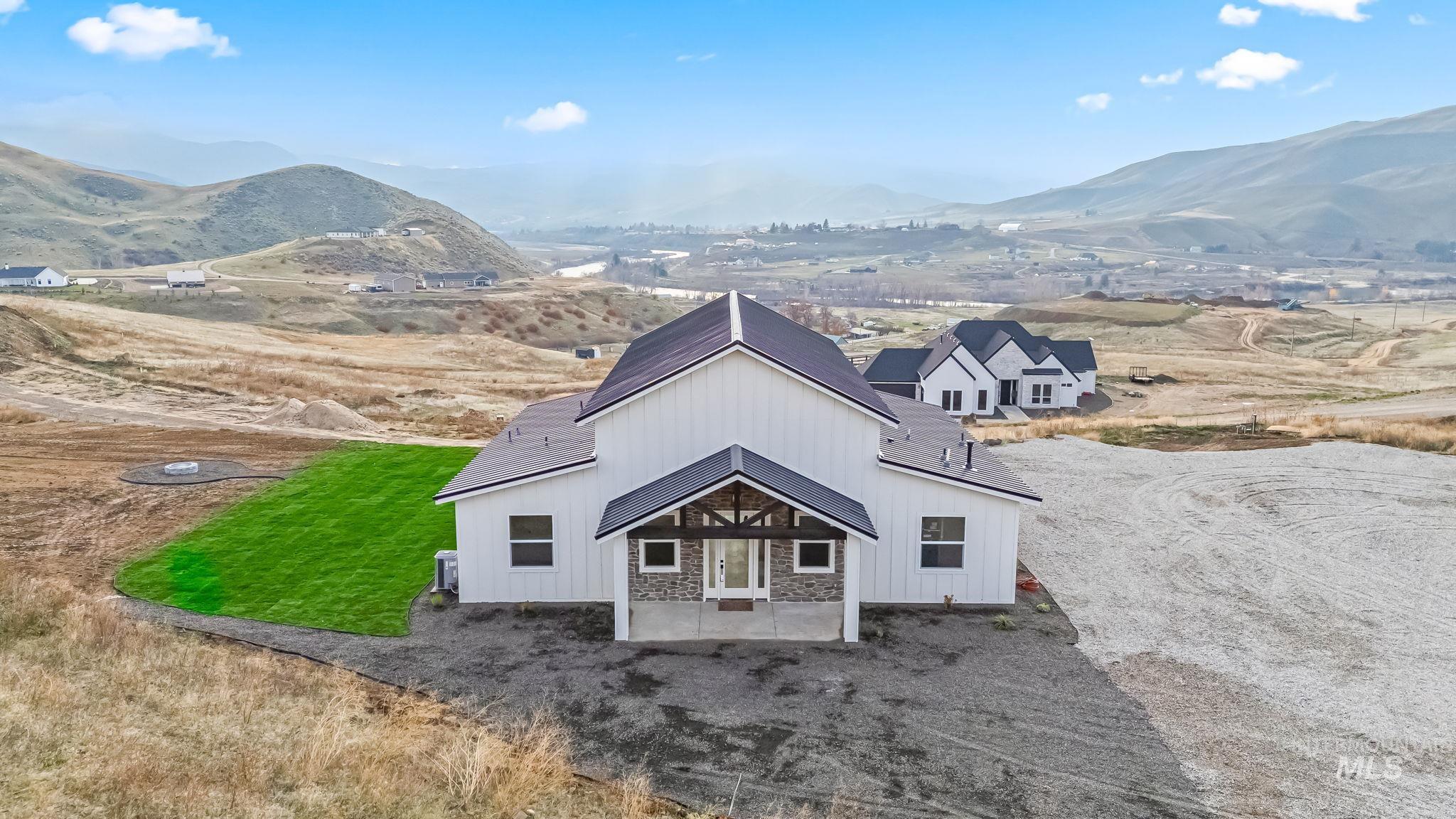property viewer photo 44