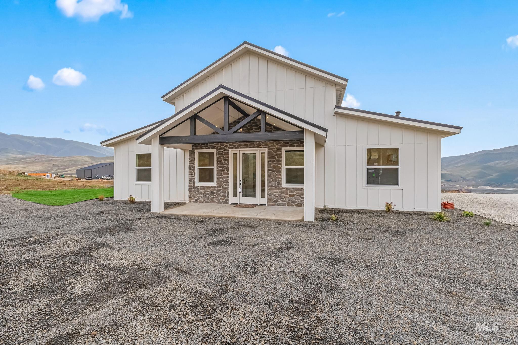 property viewer photo 45
