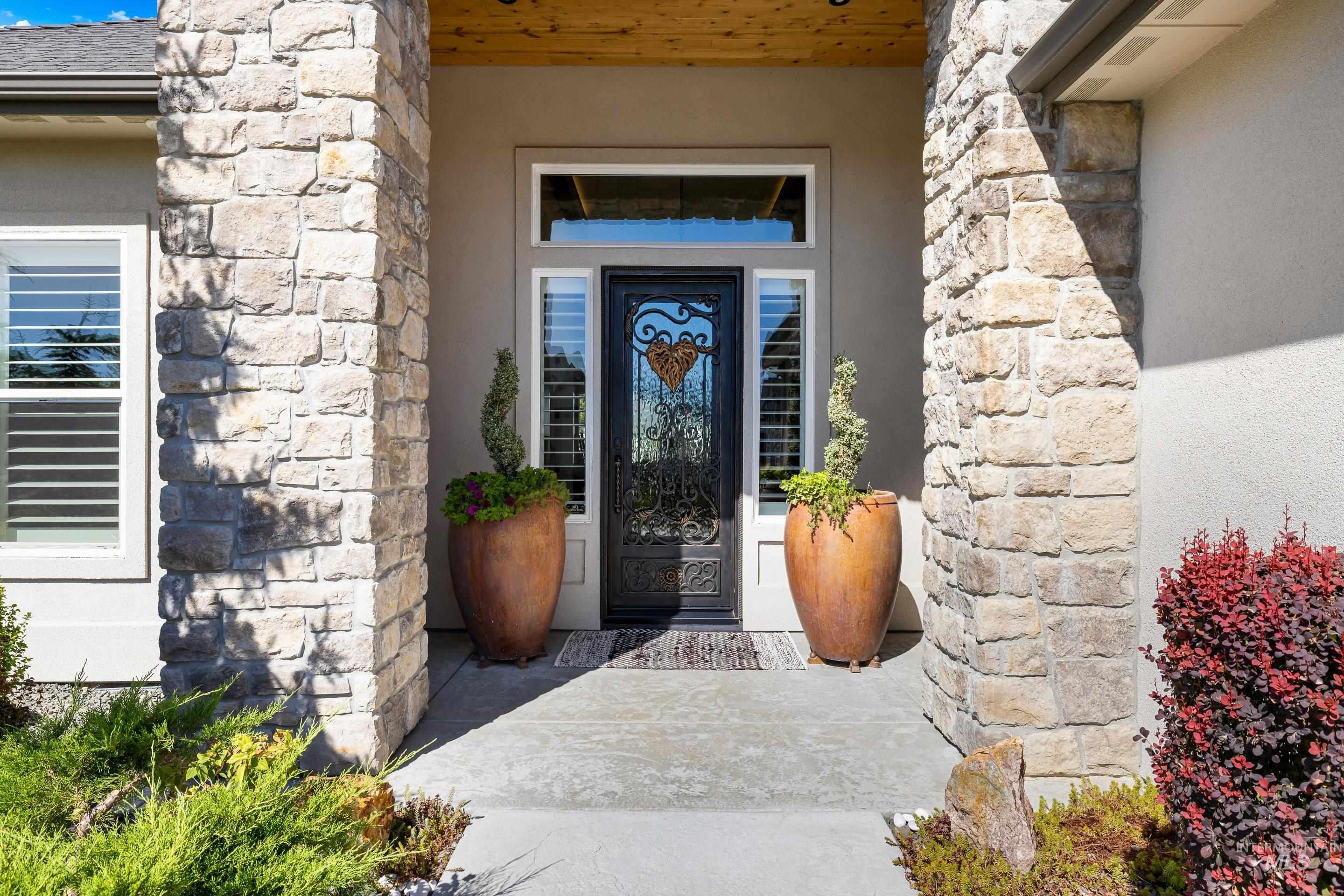 property viewer photo 42