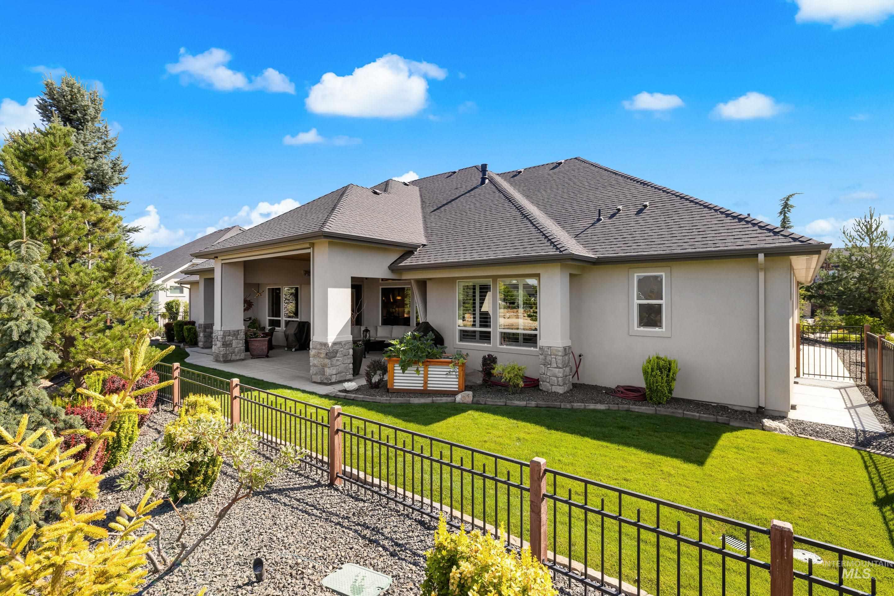 property viewer photo 45