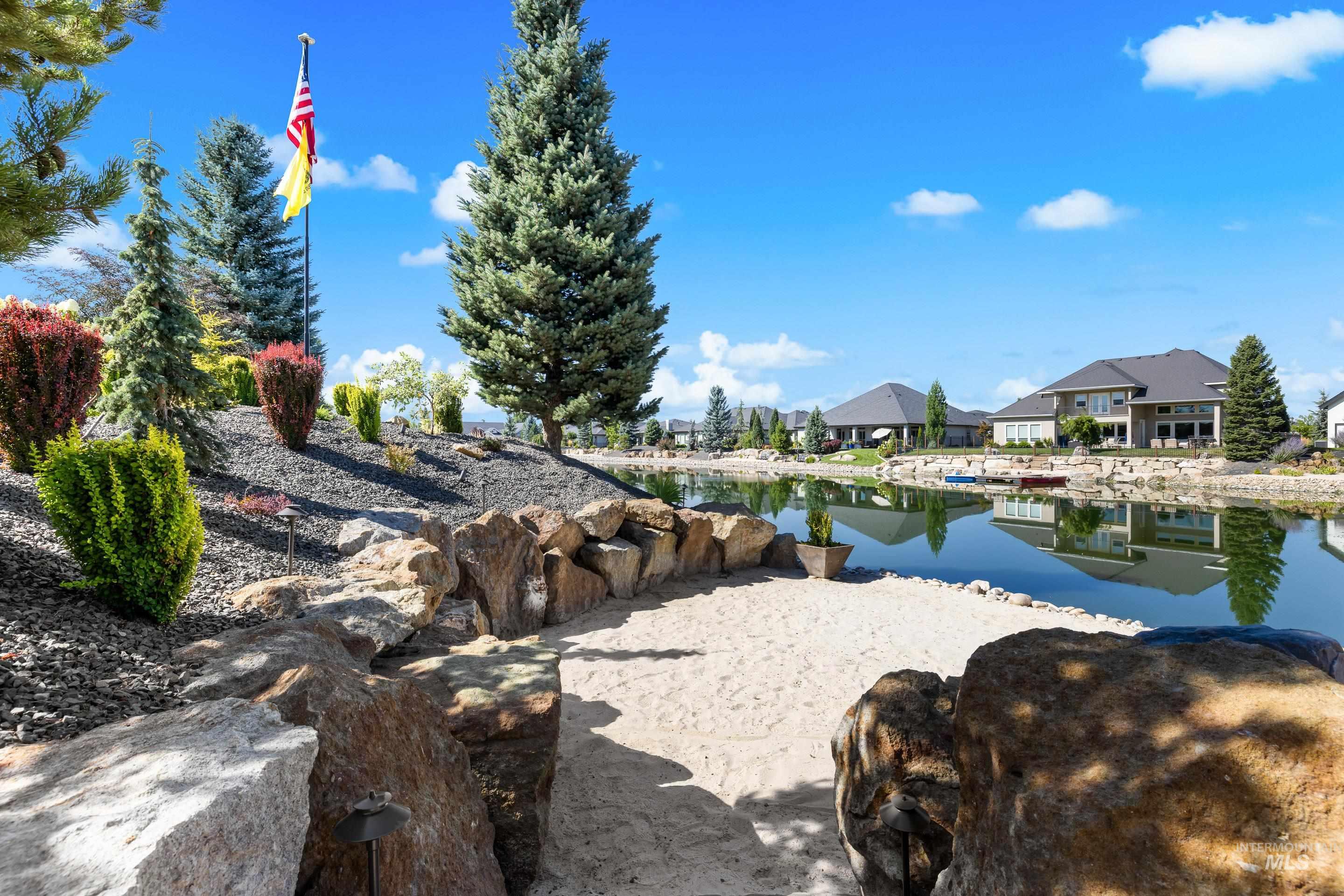 property viewer photo 47