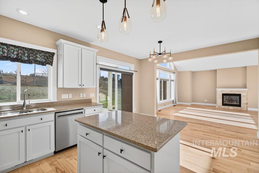 property viewer photo 12