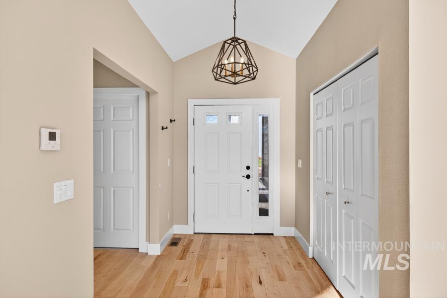 property viewer photo 13