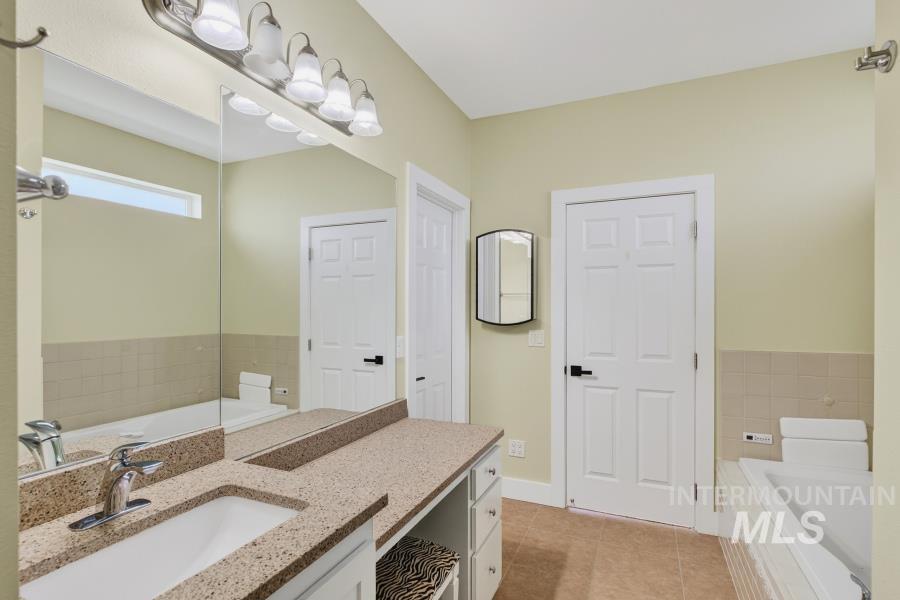 property viewer photo 17