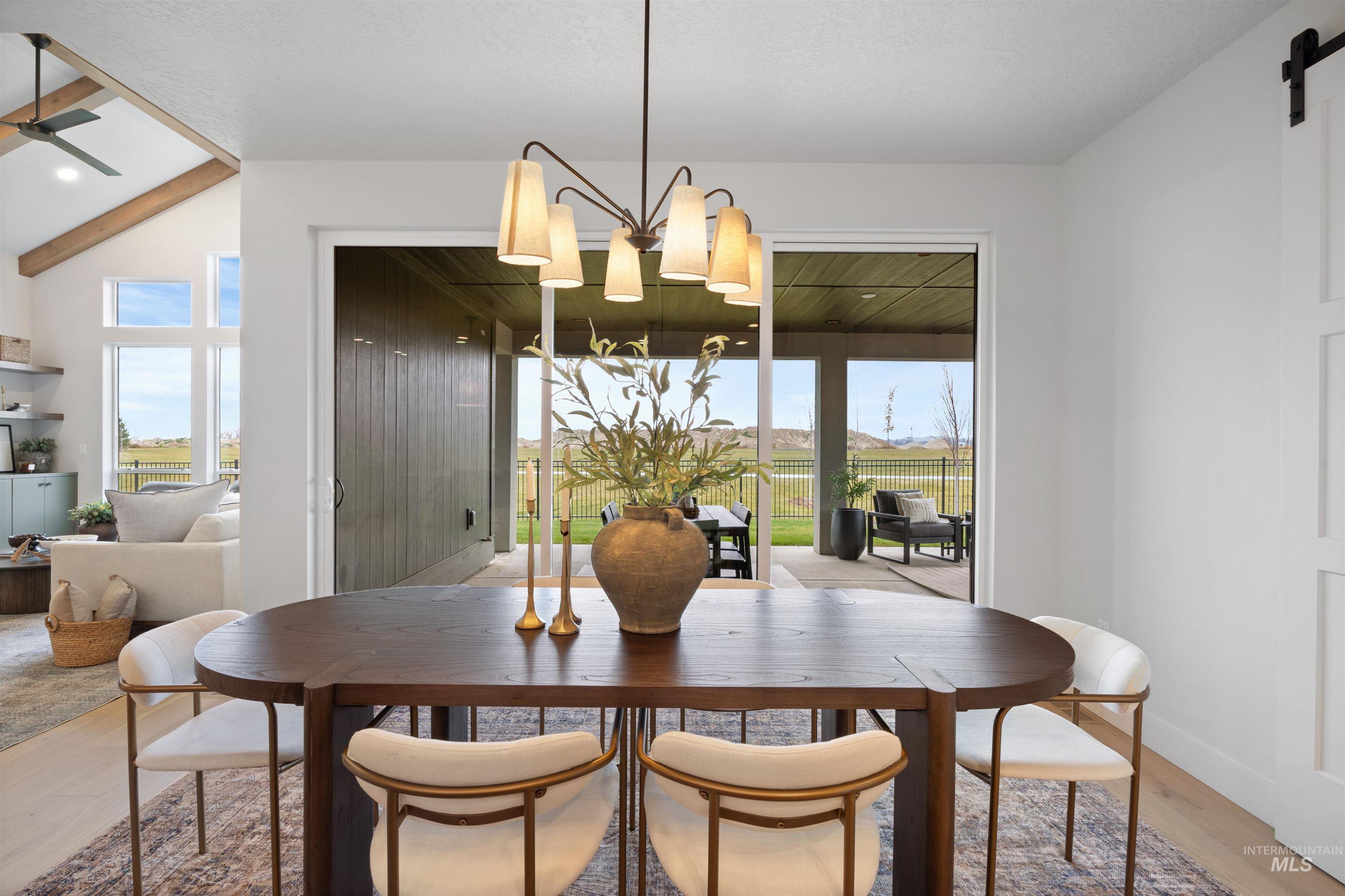 property viewer photo 15