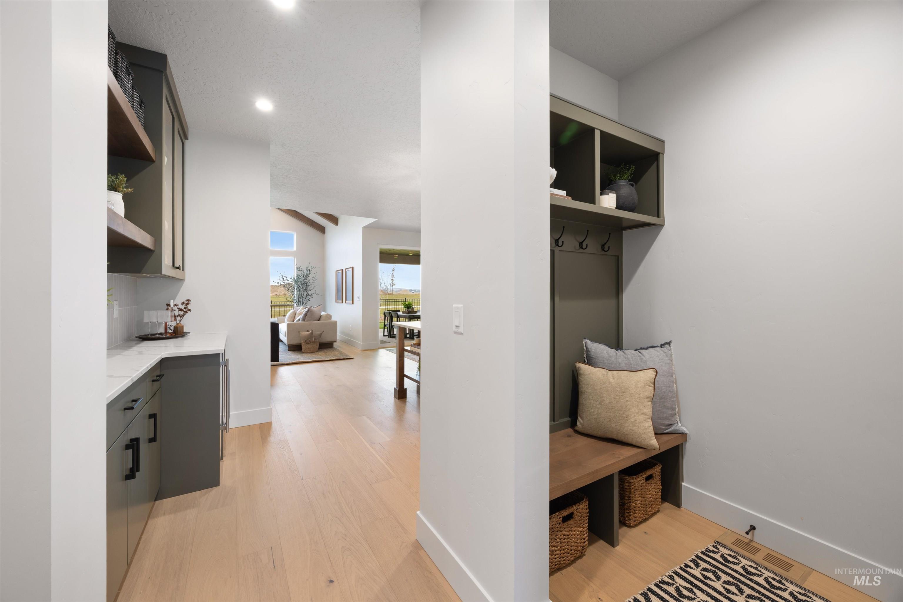 property viewer photo 36