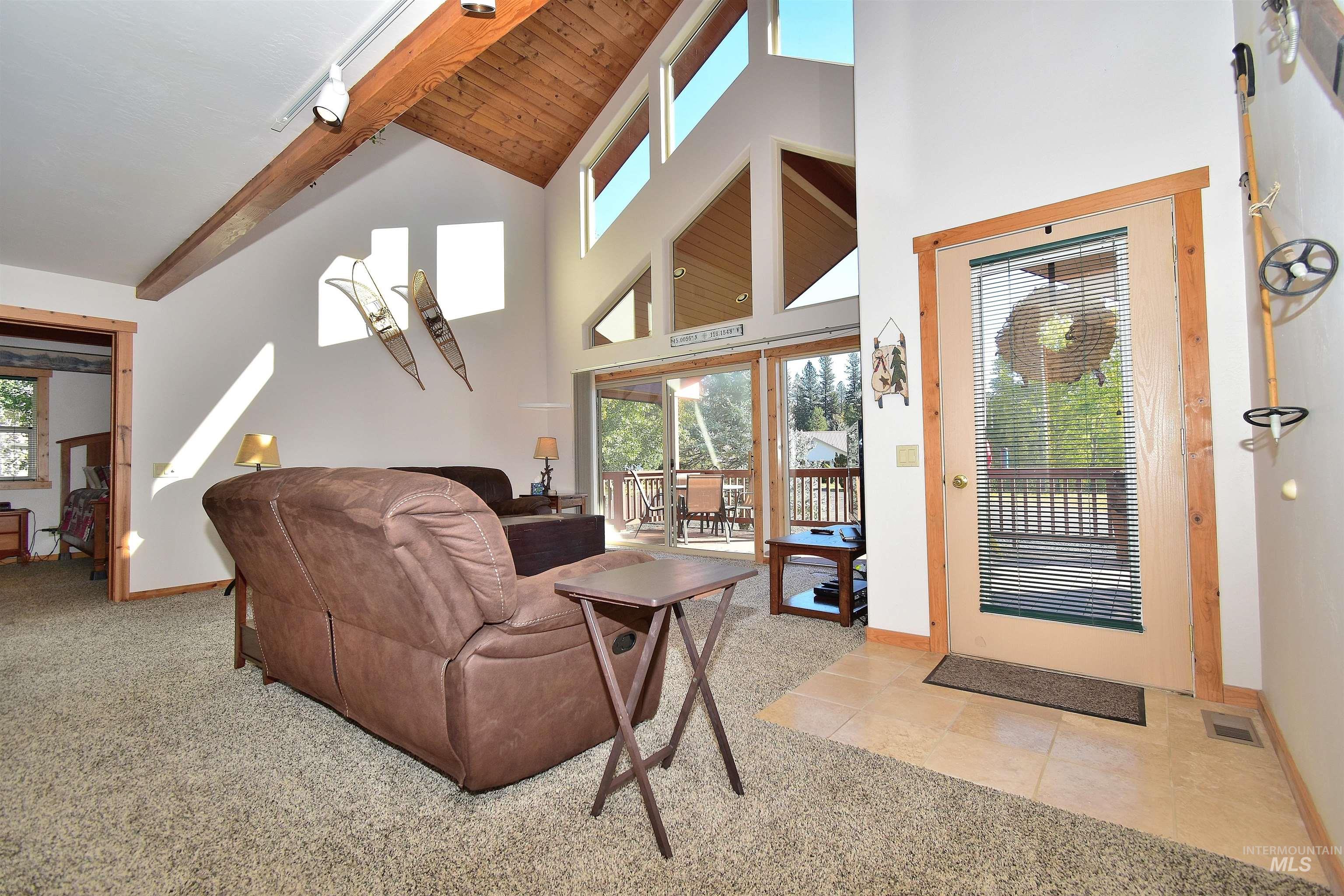 property viewer photo 12