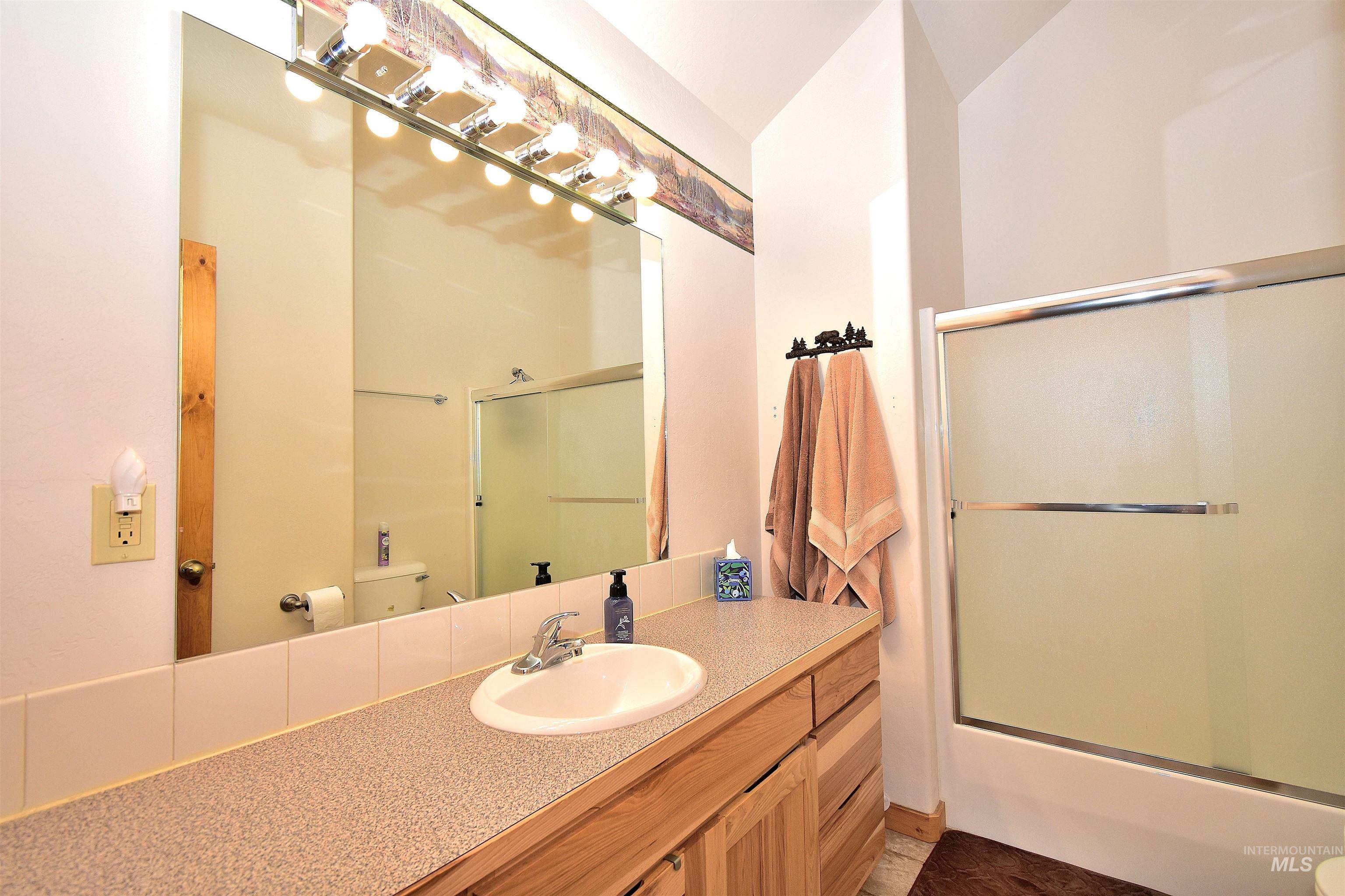 property viewer photo 20