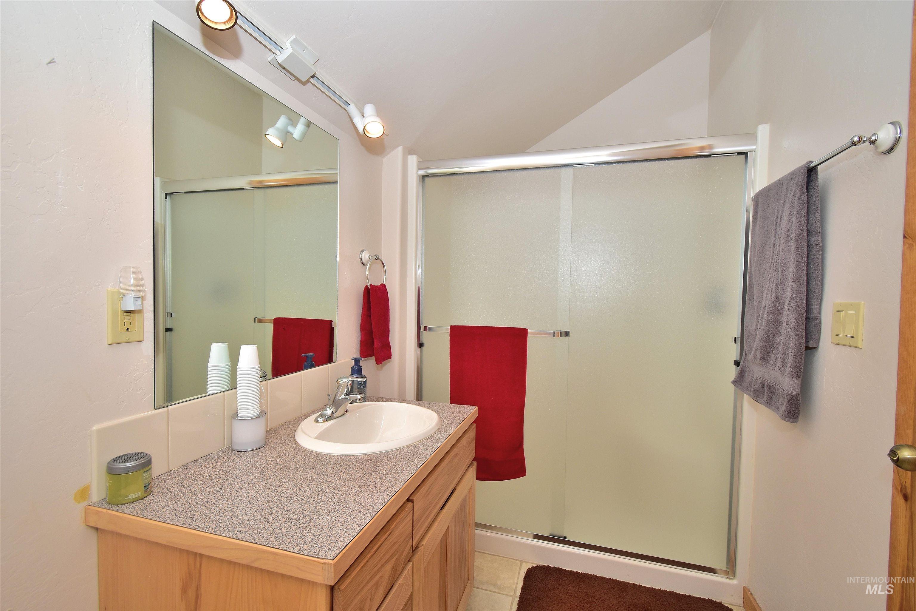 property viewer photo 29